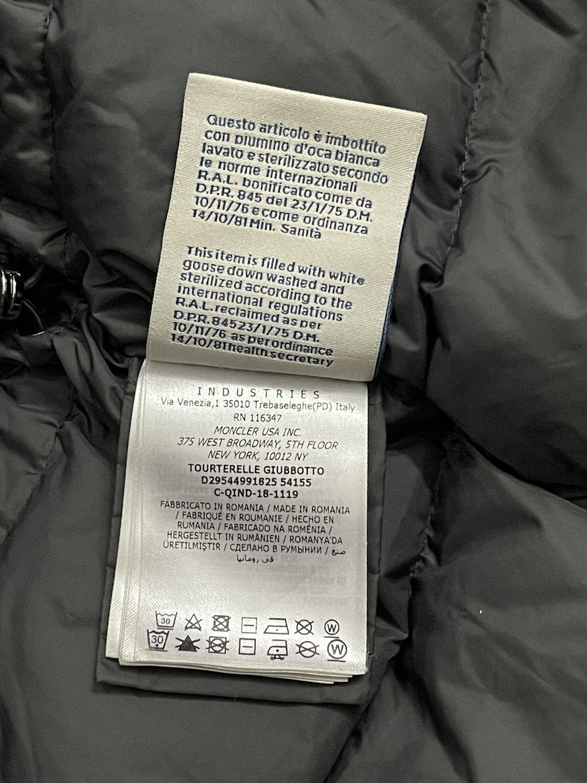 Moncler Moncler Puffer Jacket Size XS / US 0-2 / IT 36-38 - 17 Thumbnail