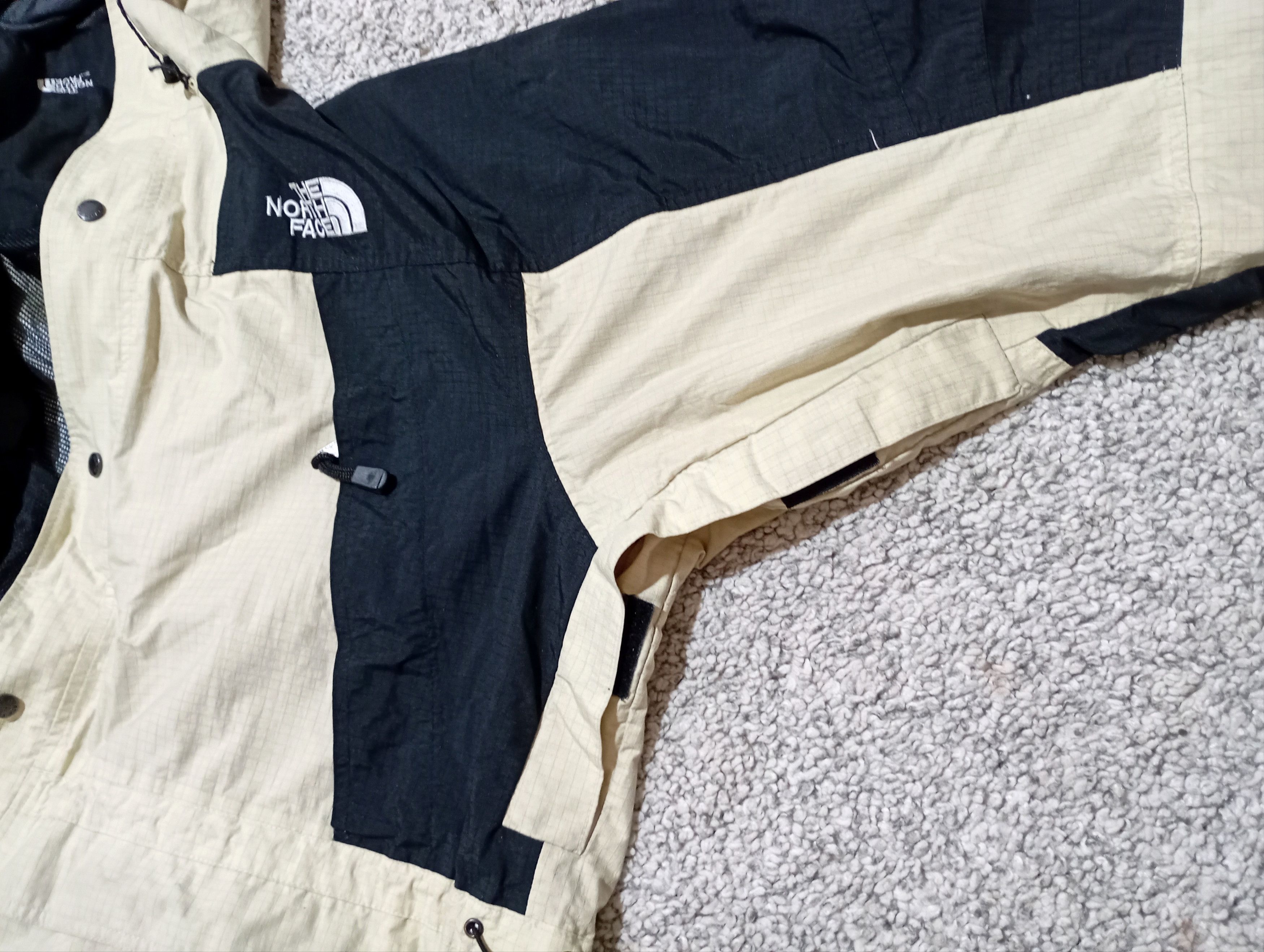 The North Face The North Face 90s gore-Tex jacket L Size US L / EU 52-54 / 3 - 11 Thumbnail