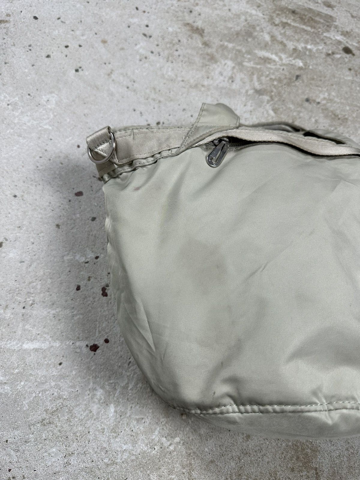 Nike Vintage Y2K Nike Tote Hand Bag Distressed Size ONE SIZE - 3 Thumbnail