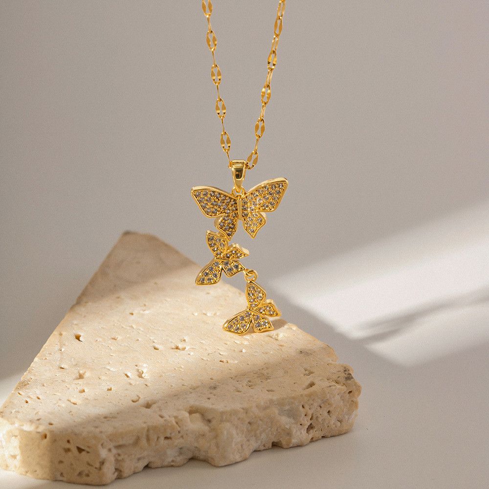 Other 18K Gold Butterfly Zircon Pendant Necklace Size ONE SIZE - 4 Thumbnail