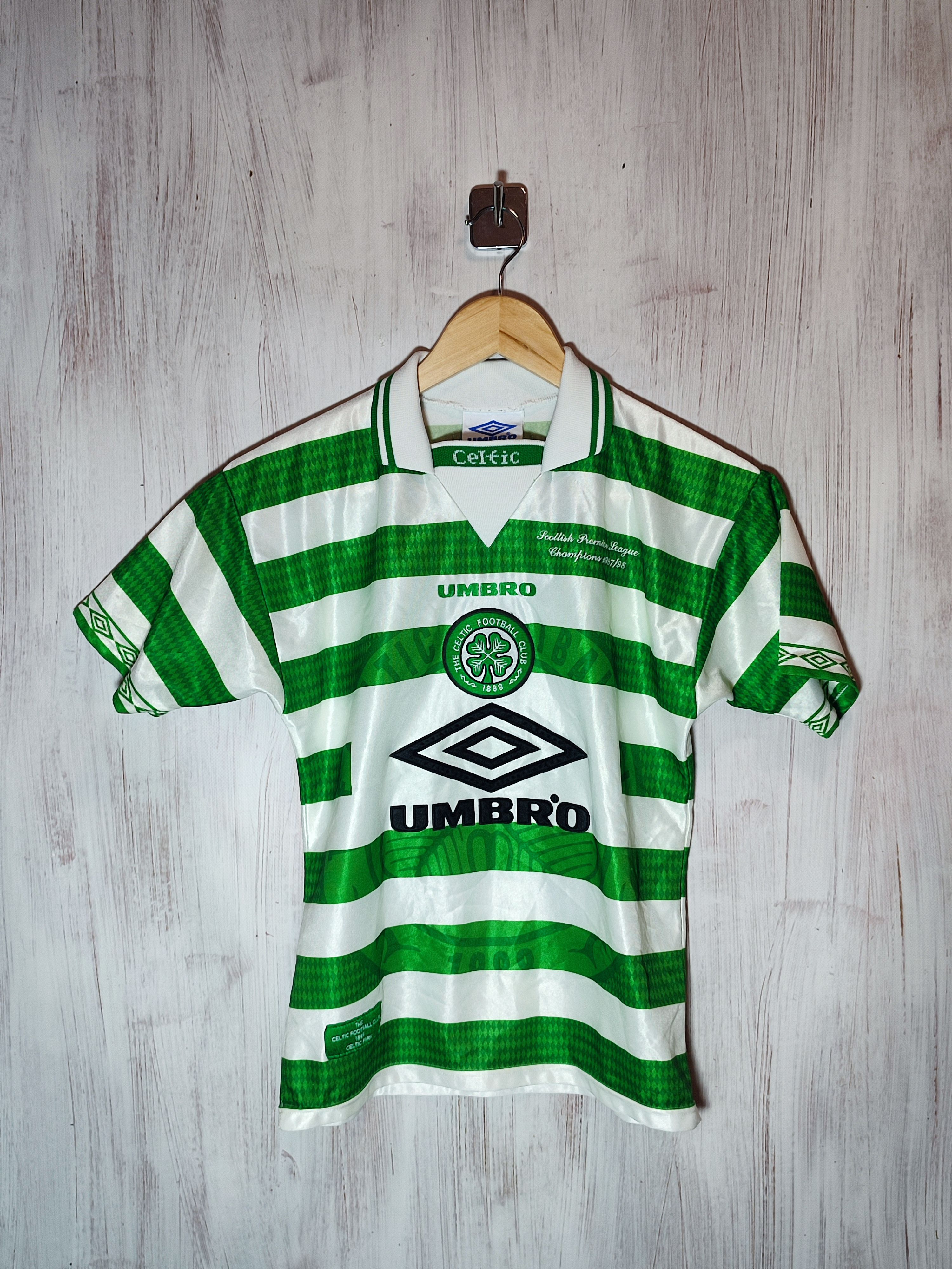 image of Soccer Jersey x Umbro Kids Fc Celtic 1997 1998 1999 Home Jersey Shirt Soccer Kit in Green White (Si