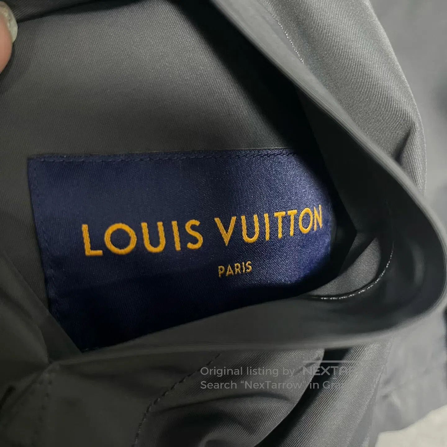 Louis Vuitton Louis Vuitton Solid-color double-sided nylon jacket| Size US L / EU 52-54 / 3 - 3 Thumbnail