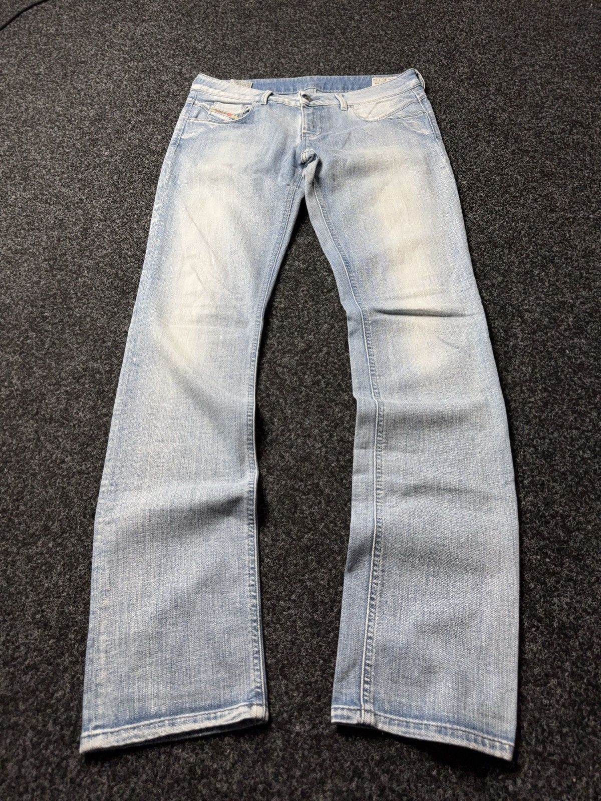 Diesel Luxury 00s Diesel Lowette Y2K Light Wash Slim Straight Jeans Size 30" / US 8 / IT 44 - 1 Thumbnail
