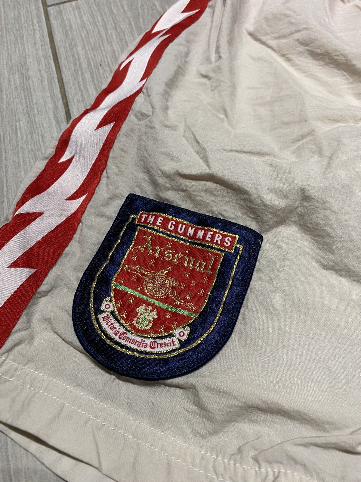 Nike Genuine Vintage Nike Arsenal M / 94/95/96 White Home Shorts Size US 32 / EU 48 - 3 Thumbnail
