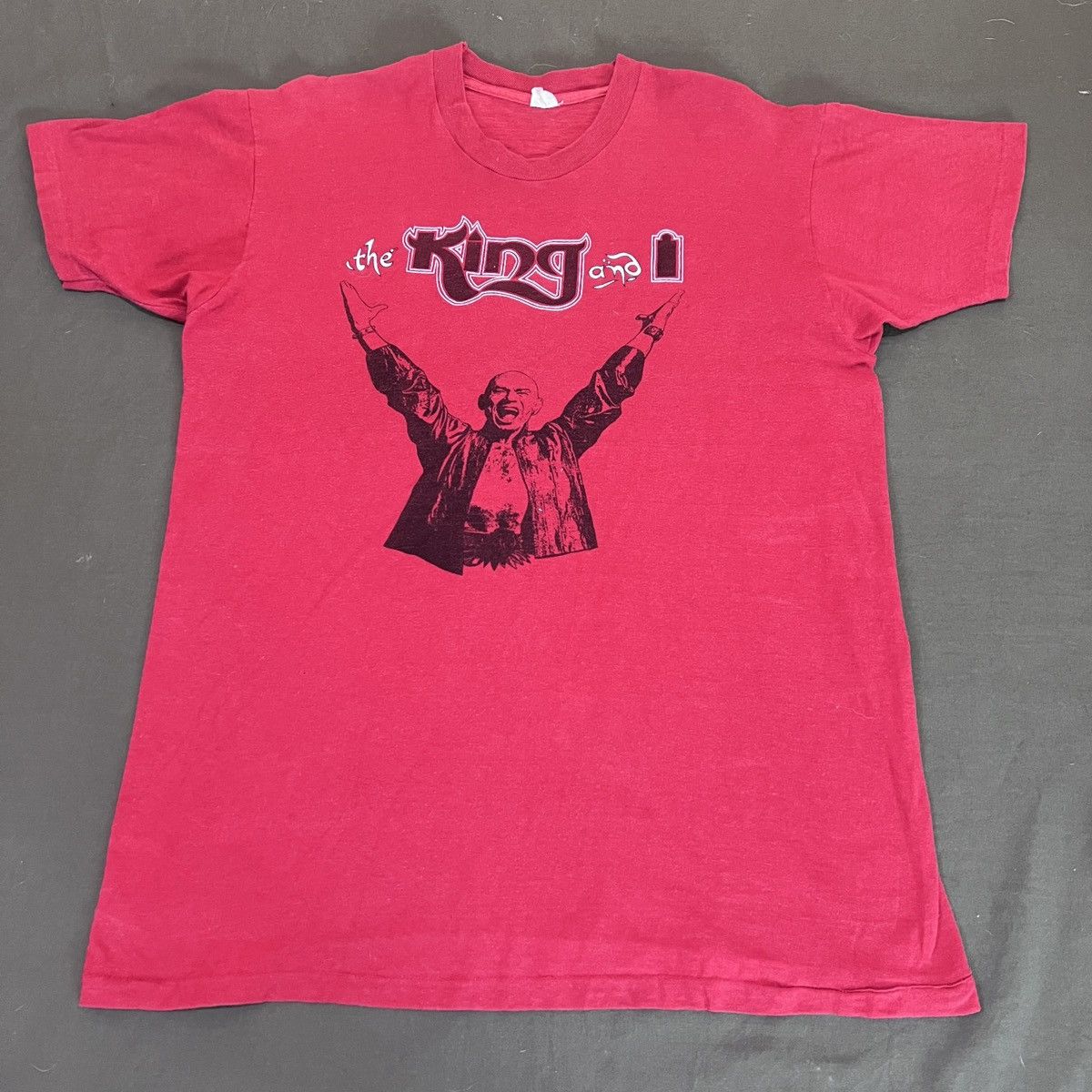 Vintage Vintage The King and I The musical Promo Tee Size US XL / EU 56 / 4 - 2 Thumbnail