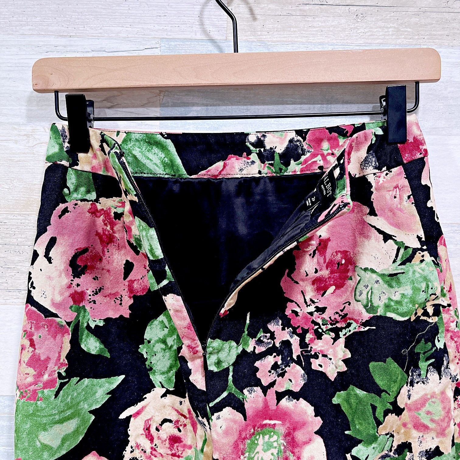 Other Talbots Floral Pencil Skirt Womens 2P 2 Petite Size 26" / US 2 / IT 38 - 5 Thumbnail