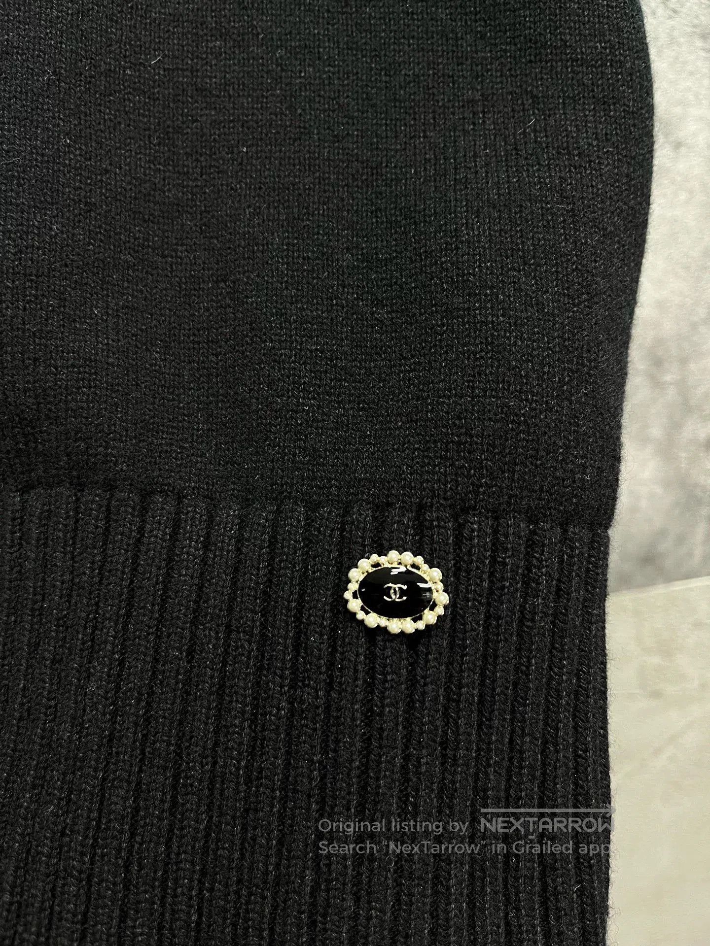 Chanel CHANEL Castle Series Cashmere Sweater. Size XS / US 0-2 / IT 36-38 - 9 Thumbnail