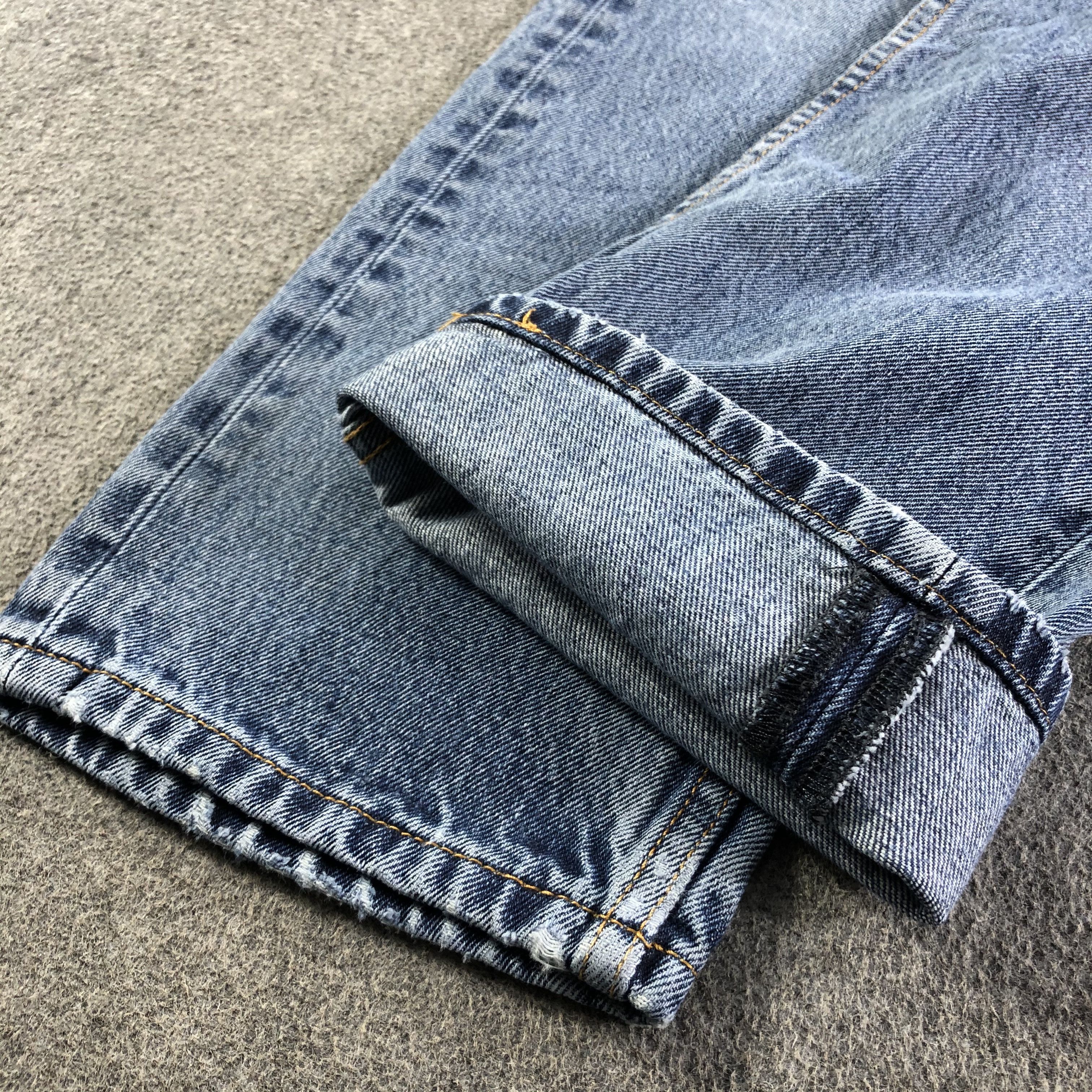 Levi's Vintage Blue Wash Levis 505 Jeans-J3473 Size US 31 - 6 Thumbnail