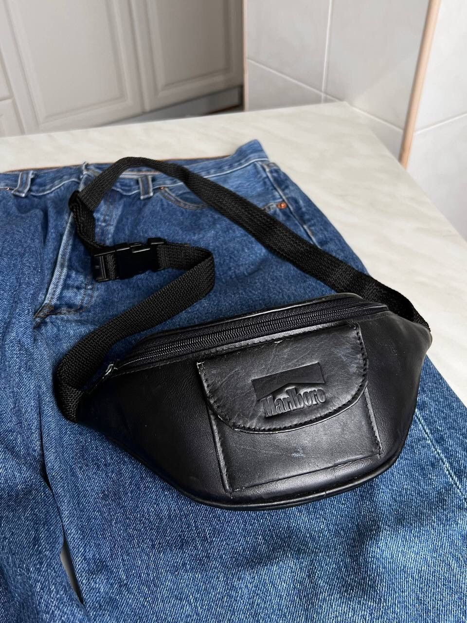 Marlboro × Vintage Vintage 90s Marlboro leather bag messenger black vintage Size ONE SIZE - 12 Thumbnail
