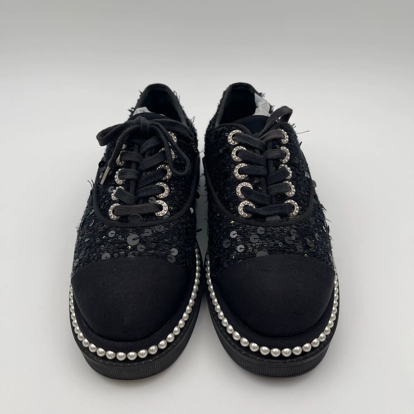 Chanel Chanel Pearl Sneakers Women's 36.5 Size US 6 / IT 36 - 6 Thumbnail