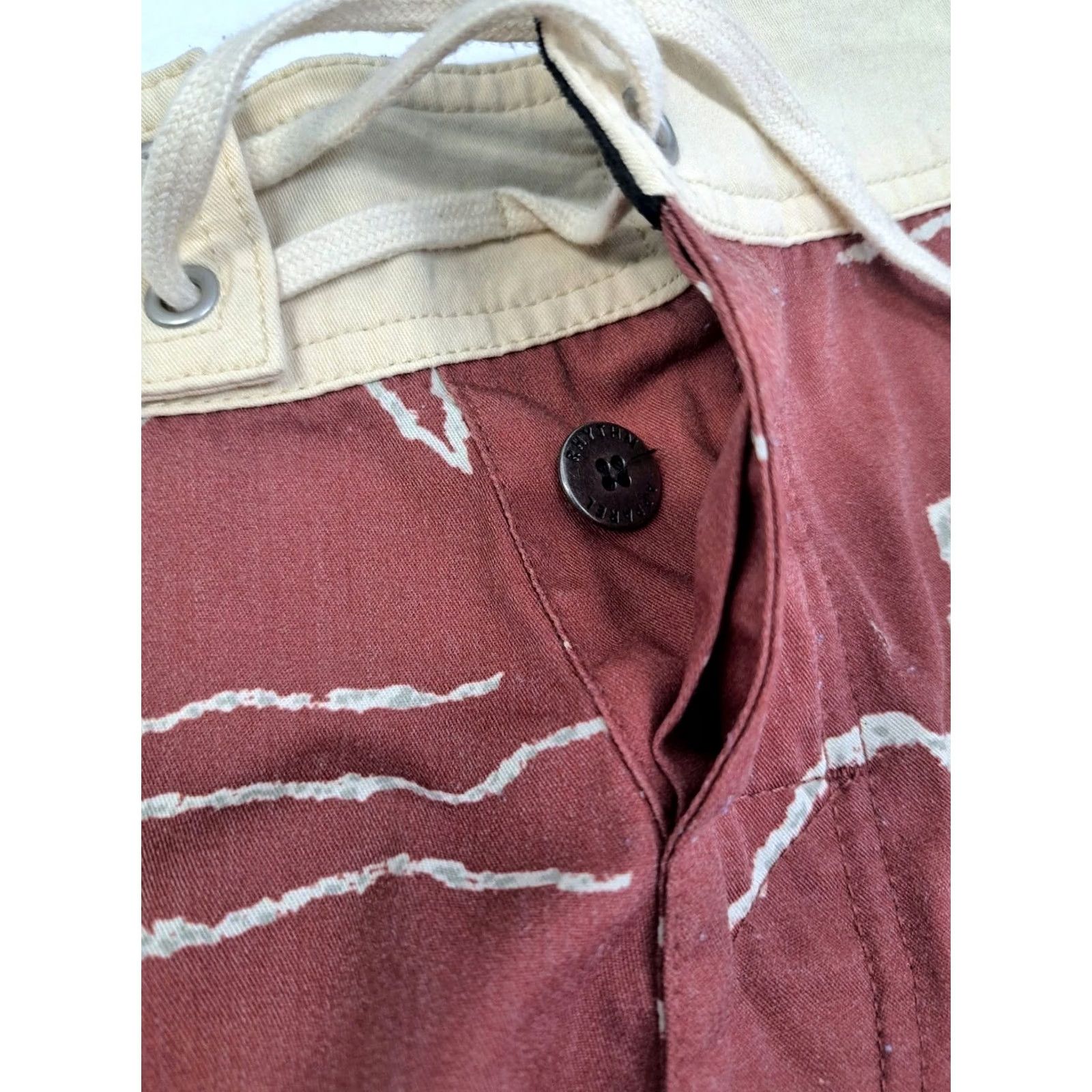 Vintage Rythym Men's Boardshorts Rustic 32 Back Pocket Drawstring 7in Regular Beach Casual Surf Shorts Size ONE SIZE - 5 Thumbnail