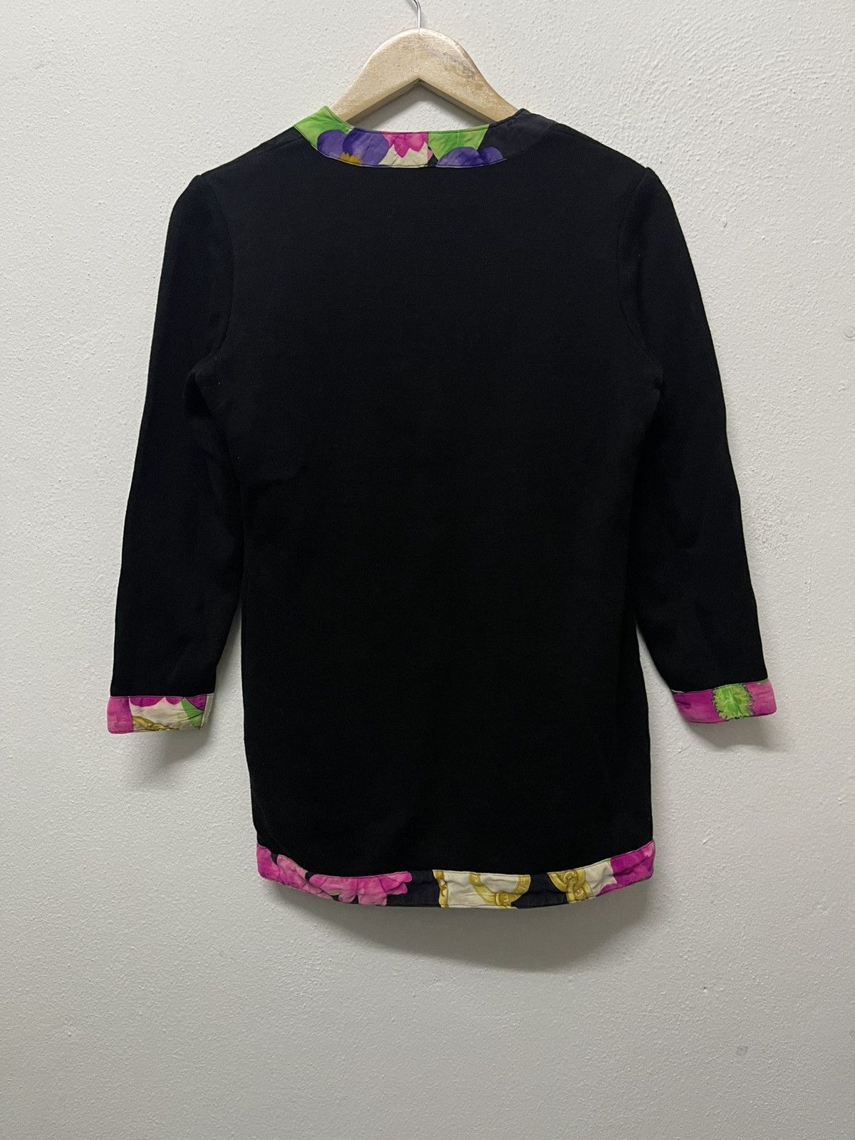 Celine 80s CELINE PARIS SILK/COTTON CARDIGAN FLORAL DESIGN RARE Size XS / US 0-2 / IT 36-38 - 2 Thumbnail