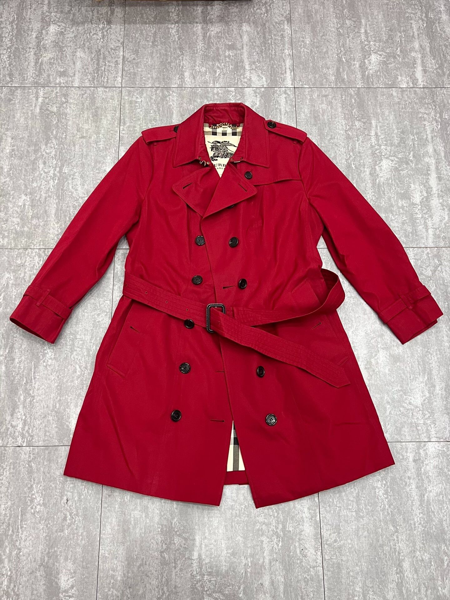 Burberry Burberry Red Coat M Women Size M / US 6-8 / IT 42-44 - 1 Thumbnail
