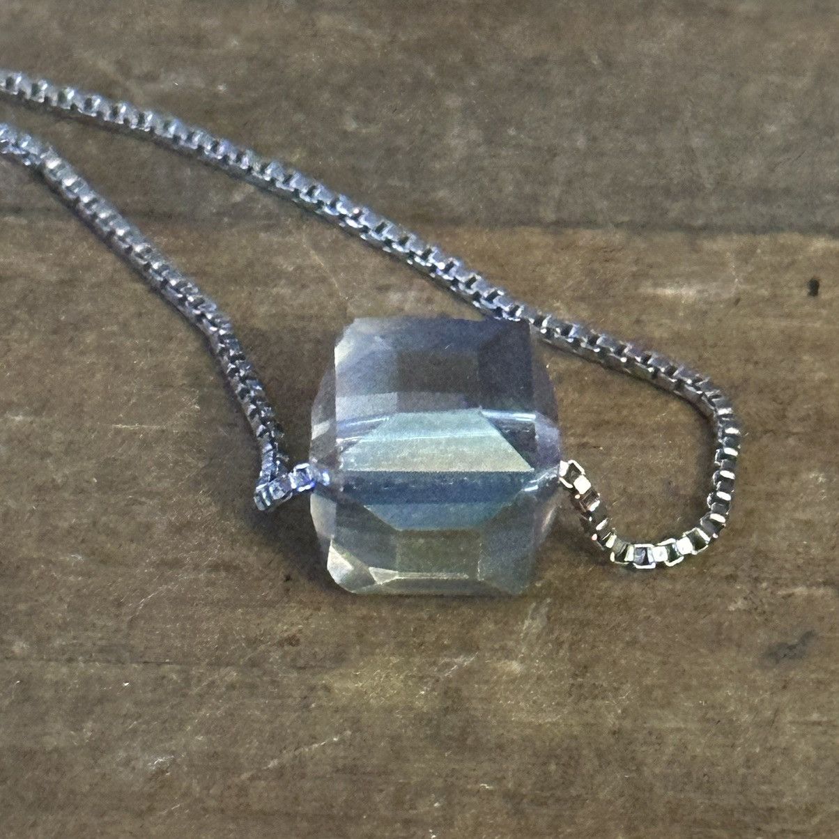 Vintage Vintage Aurora Borealis Crystal pendant necklace Size ONE SIZE - 2 Thumbnail