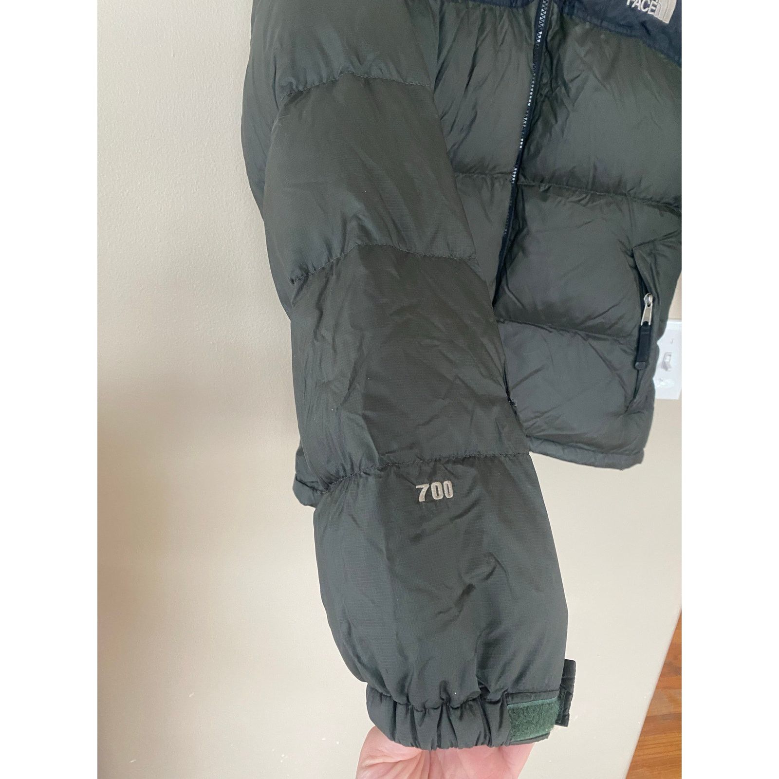 The North Face The North Face TNF 700 Nuptse Black Green Down Puffer M Size US M / EU 48-50 / 2 - 3 Thumbnail