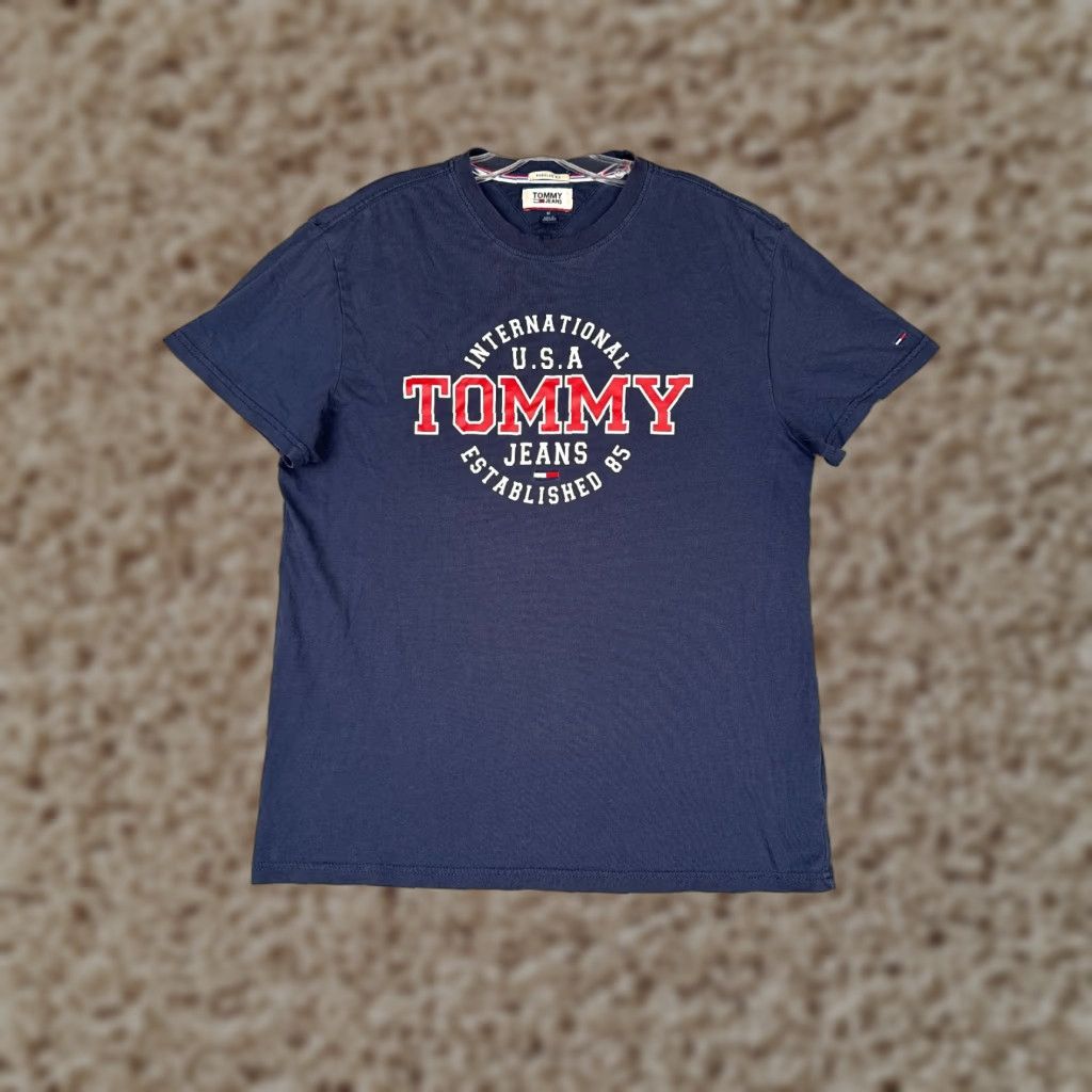 Tommy Hilfiger Tommy Hilfiger Jeans Shirt Adult Medium Blue Short Sleeve Crew Neck Cotton Logo Size US M / EU 48-50 / 2 - 1 Thumbnail