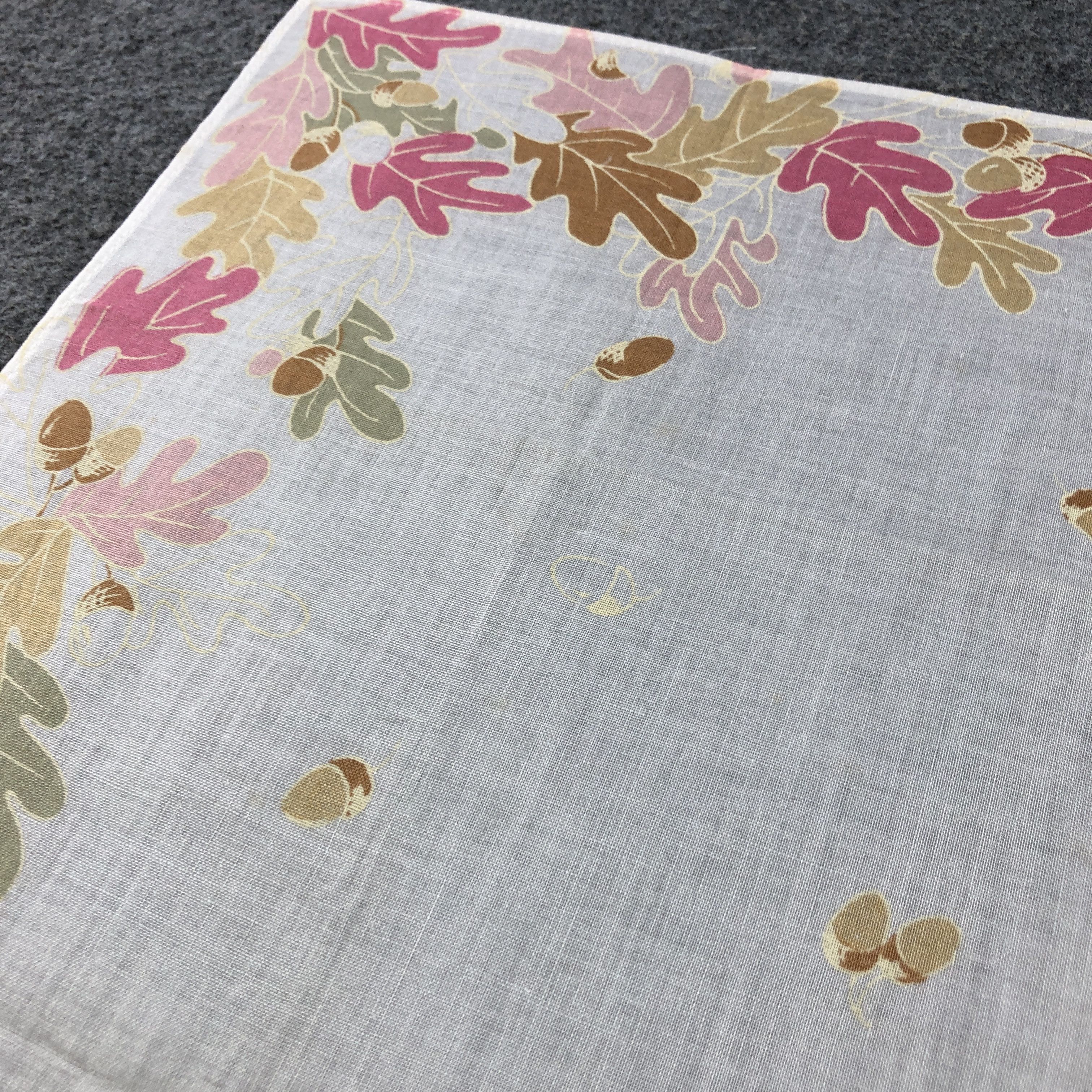 Pierre Balmain × Vintage Pierre Balmain Handkerchief Neckerchief Bandana H2342 Size ONE SIZE - 7 Thumbnail