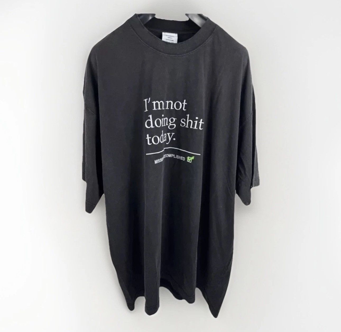 Vetements OVERSIZED EMBROIDERED PRINTED T-SHIRT Size US XL / EU 56 / 4 - 1 Thumbnail
