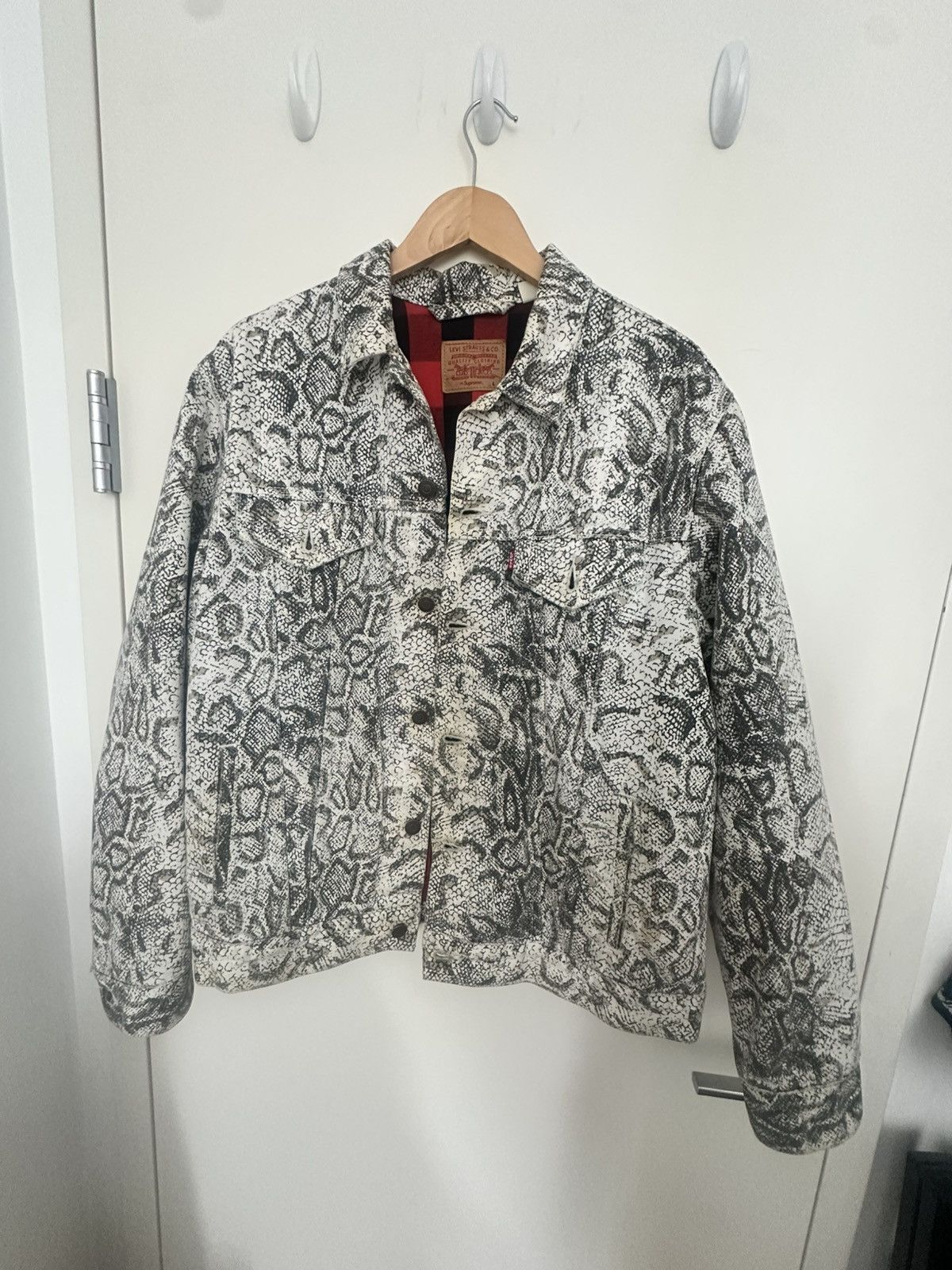 Levi's × Supreme Supreme x Levi's Snakeskin Trucker Jacket | Grailed