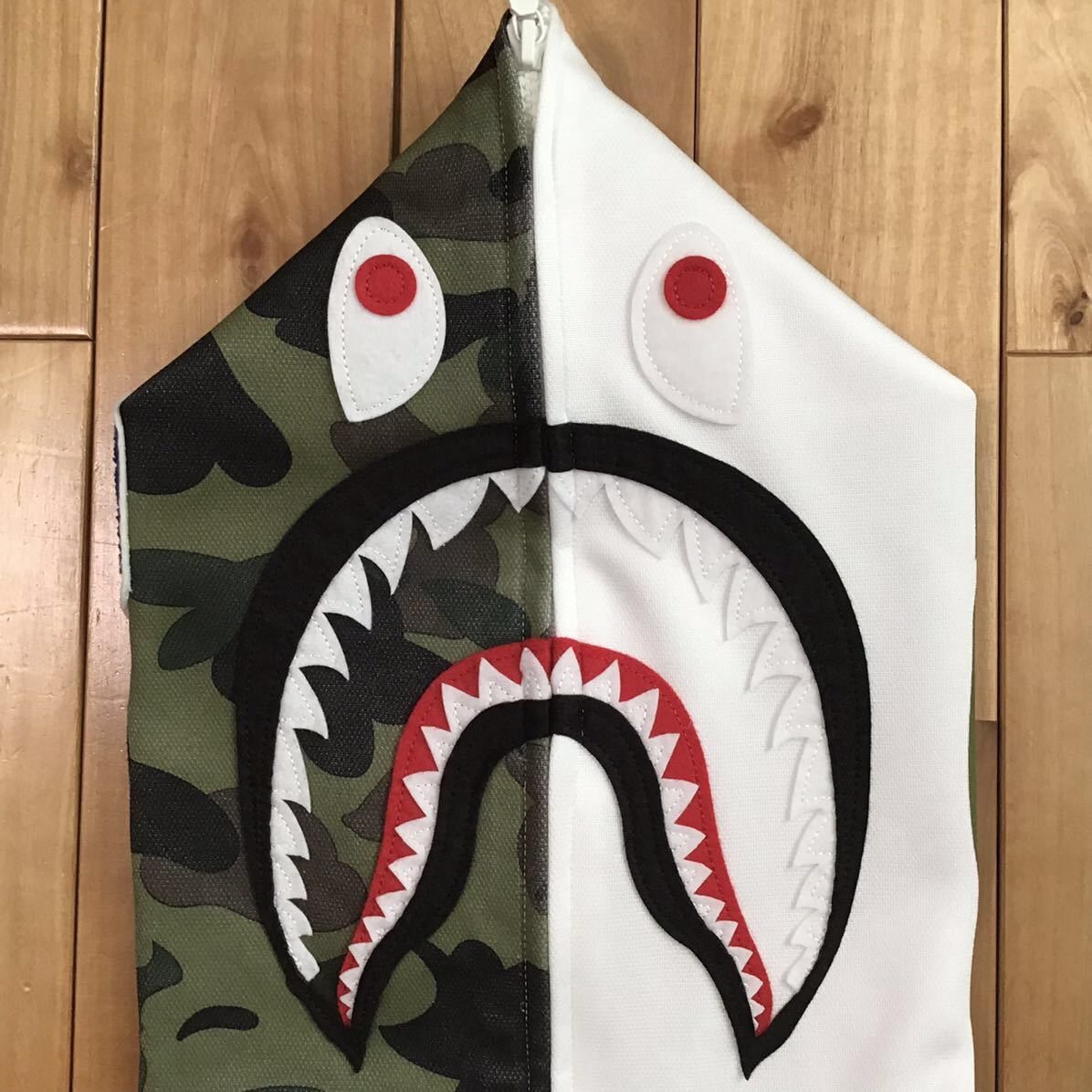 Bape BAPE camo Jersey shark full zip hoodie white a bathing ape Size US M / EU 48-50 / 2 - 3 Thumbnail