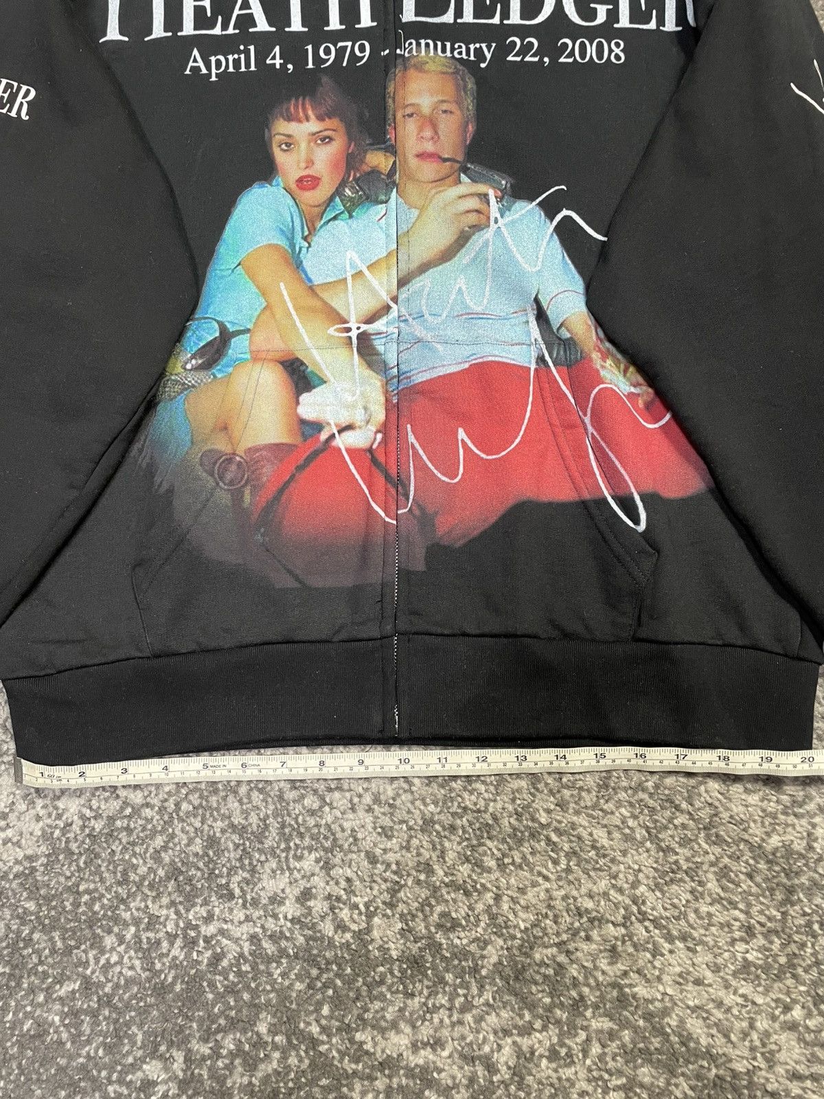 Praying Praying R.I.P. Heath Ledger Zip Up Sweatshirt Size US L / EU 52-54 / 3 - 6 Thumbnail