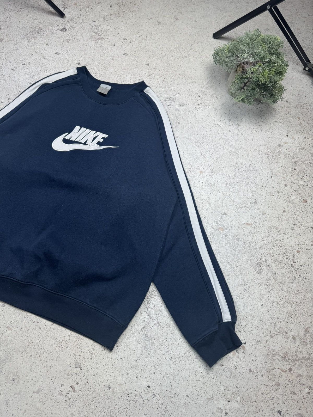 Nike × Vintage Vintage Nike Sweatshirt Big Logo 90s Blue Drill Men’s XL Size US XL / EU 56 / 4 - 3 Thumbnail