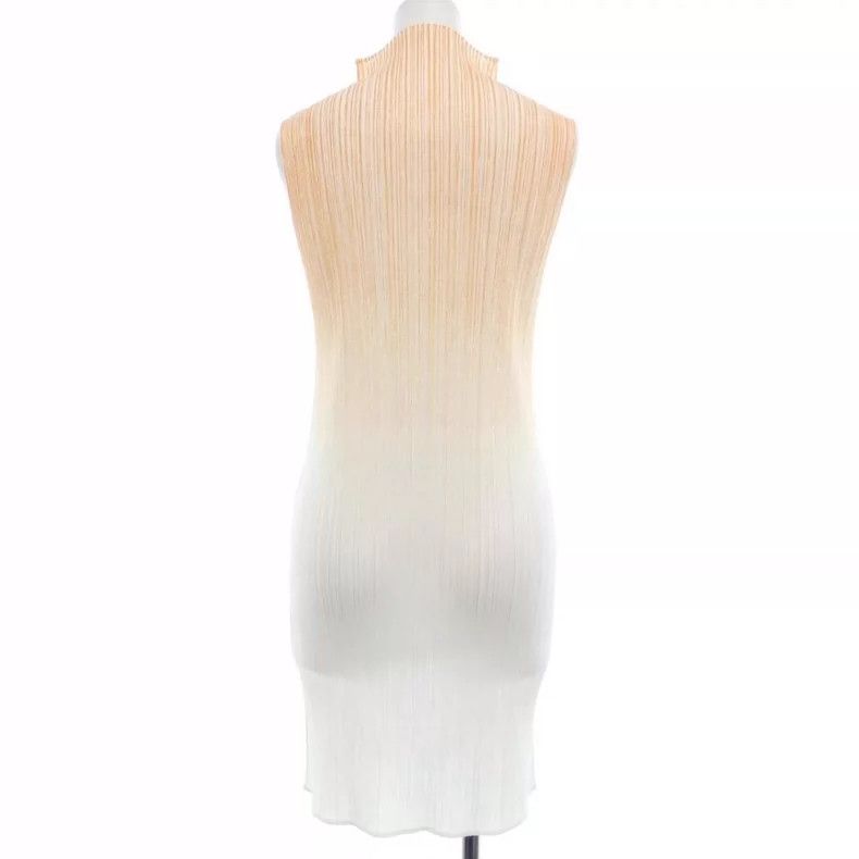 Issey Miyake Issey Miyake Gradient dress Size L / US 10 / IT 46 - 2 Thumbnail