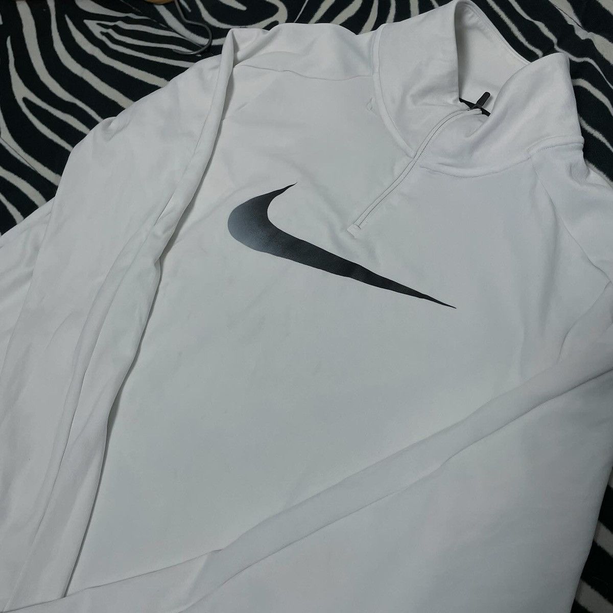 Nike White sweatshirt long sleeve big swoosh Nike Dri -fit Size L / US 10 / IT 46 - 4 Thumbnail