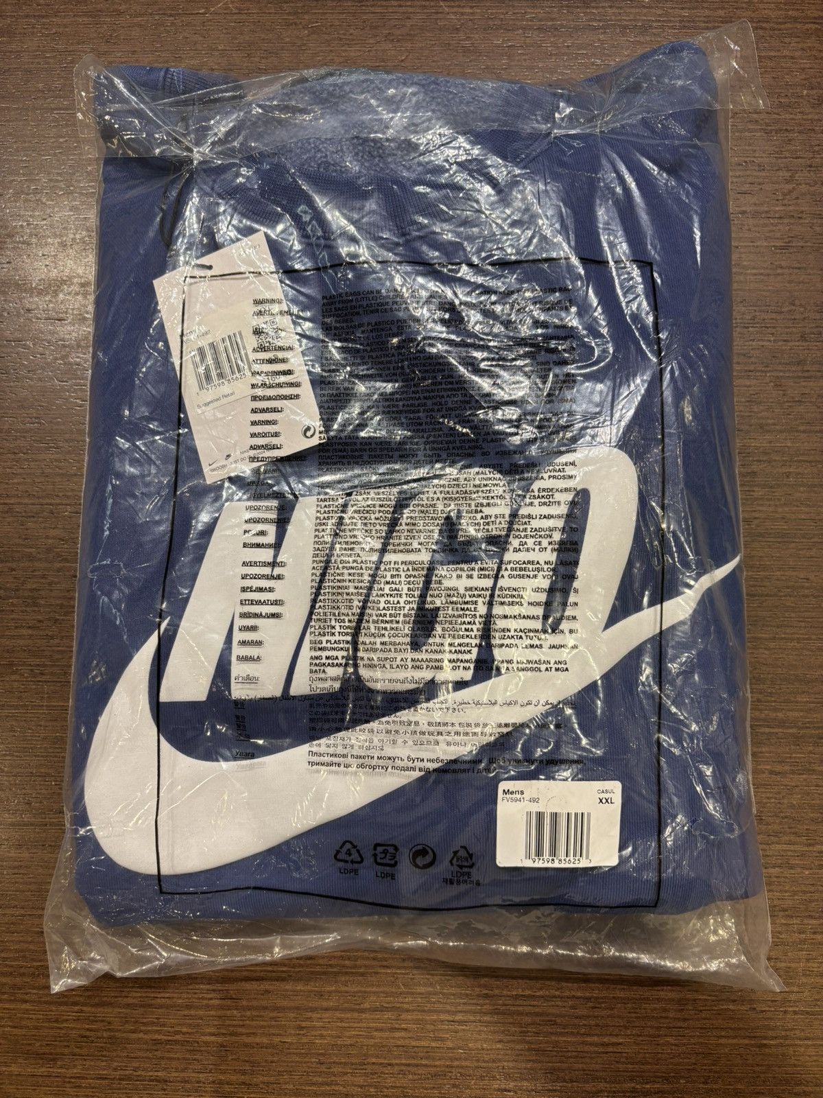 Nigo × Nike Nike X Nigo Crewneck Size US XXL / EU 58 / 5 - 2 Thumbnail