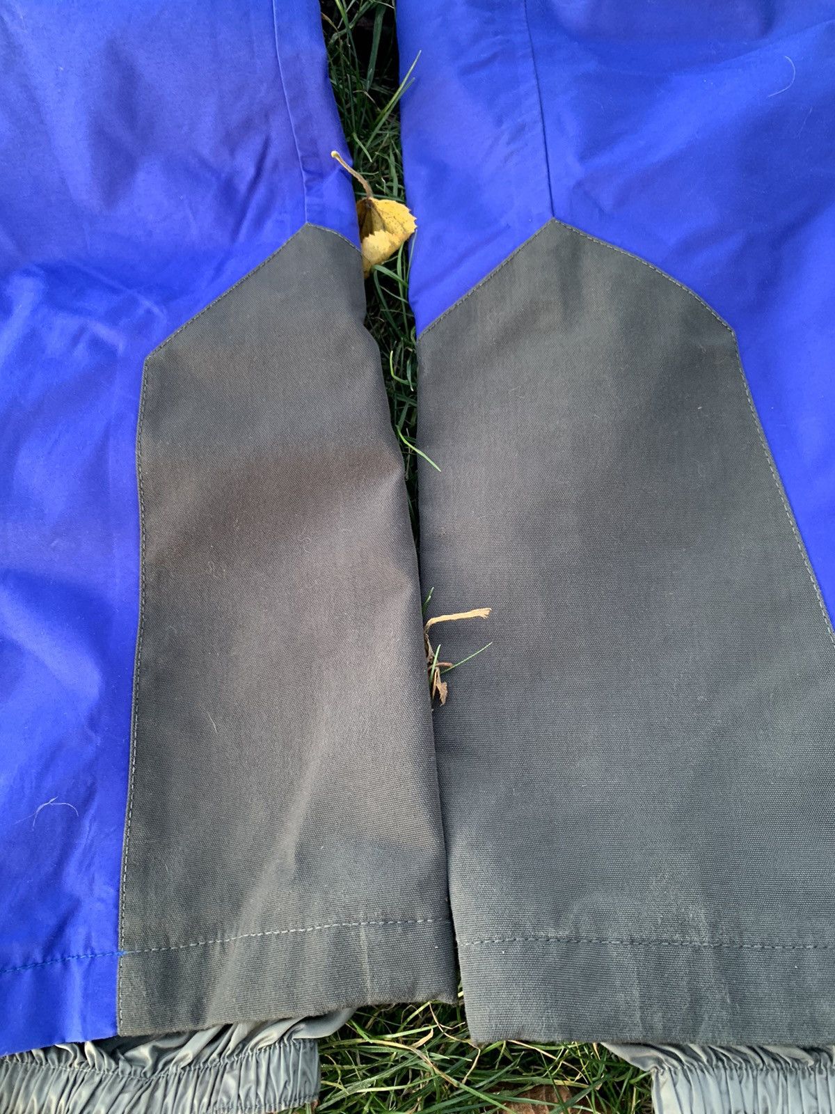 Designer × Prada Vintage Prada Gore Tex Cargo Ski Pants Size US 30 / EU 46 - 9 Thumbnail