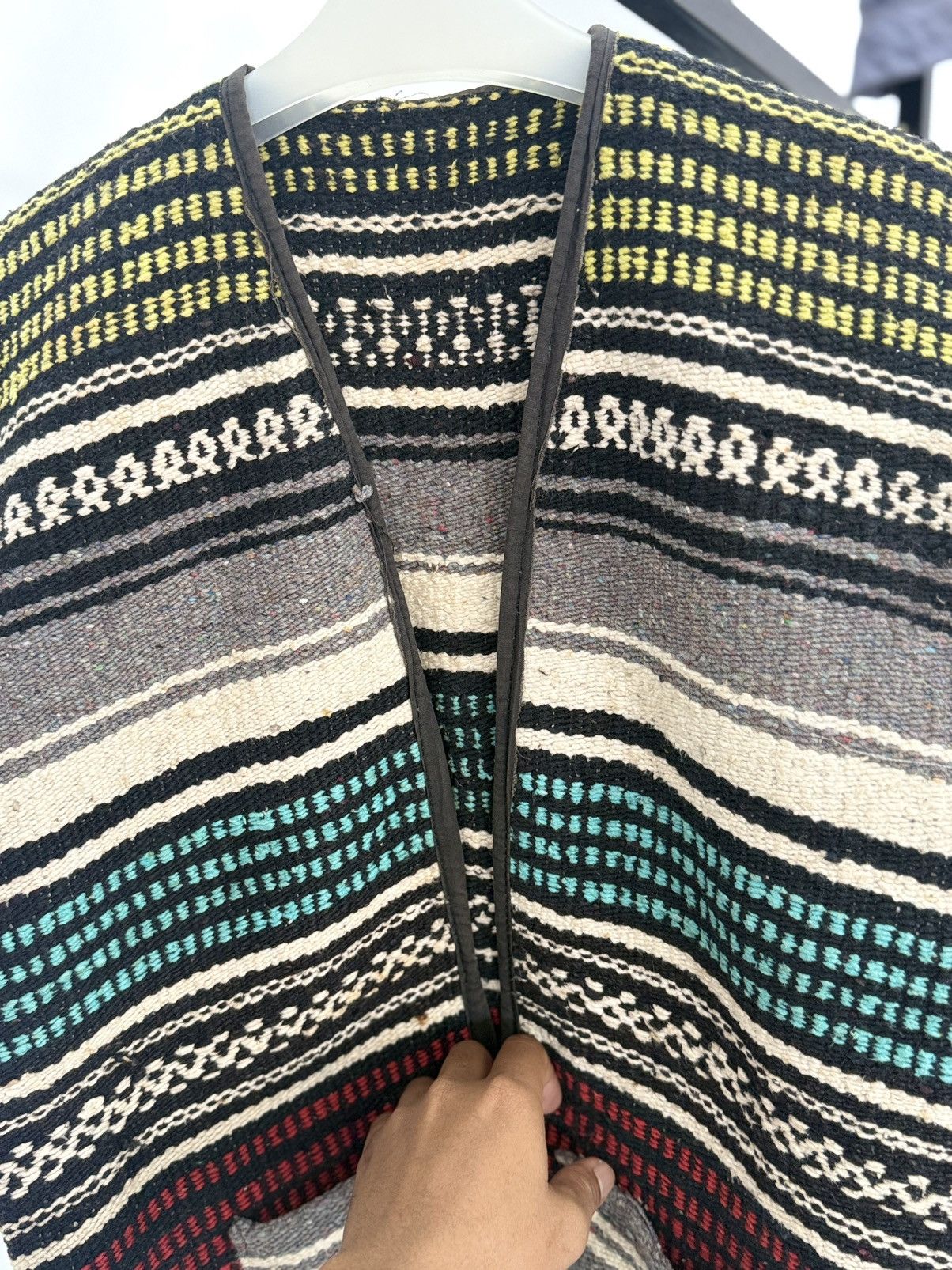 Native 🔥 Vintage Peruvian People Blanket Buttonless Vest One Size Size US S / EU 44-46 / 1 - 5 Thumbnail