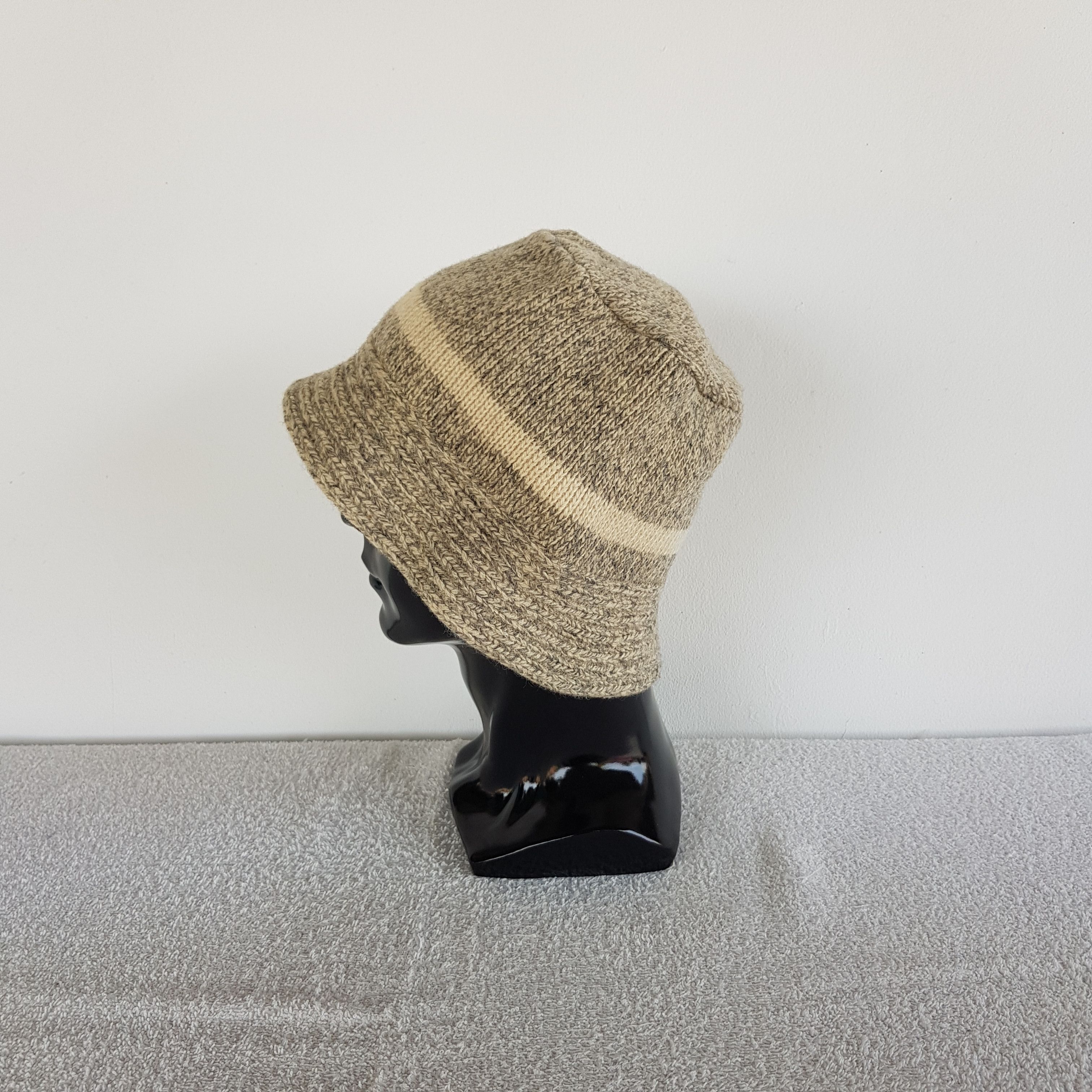 Japanese Brand Vintage Unknown Japanese Beanie Y2K Knit Snow Caps Hats. Size ONE SIZE - 4 Thumbnail