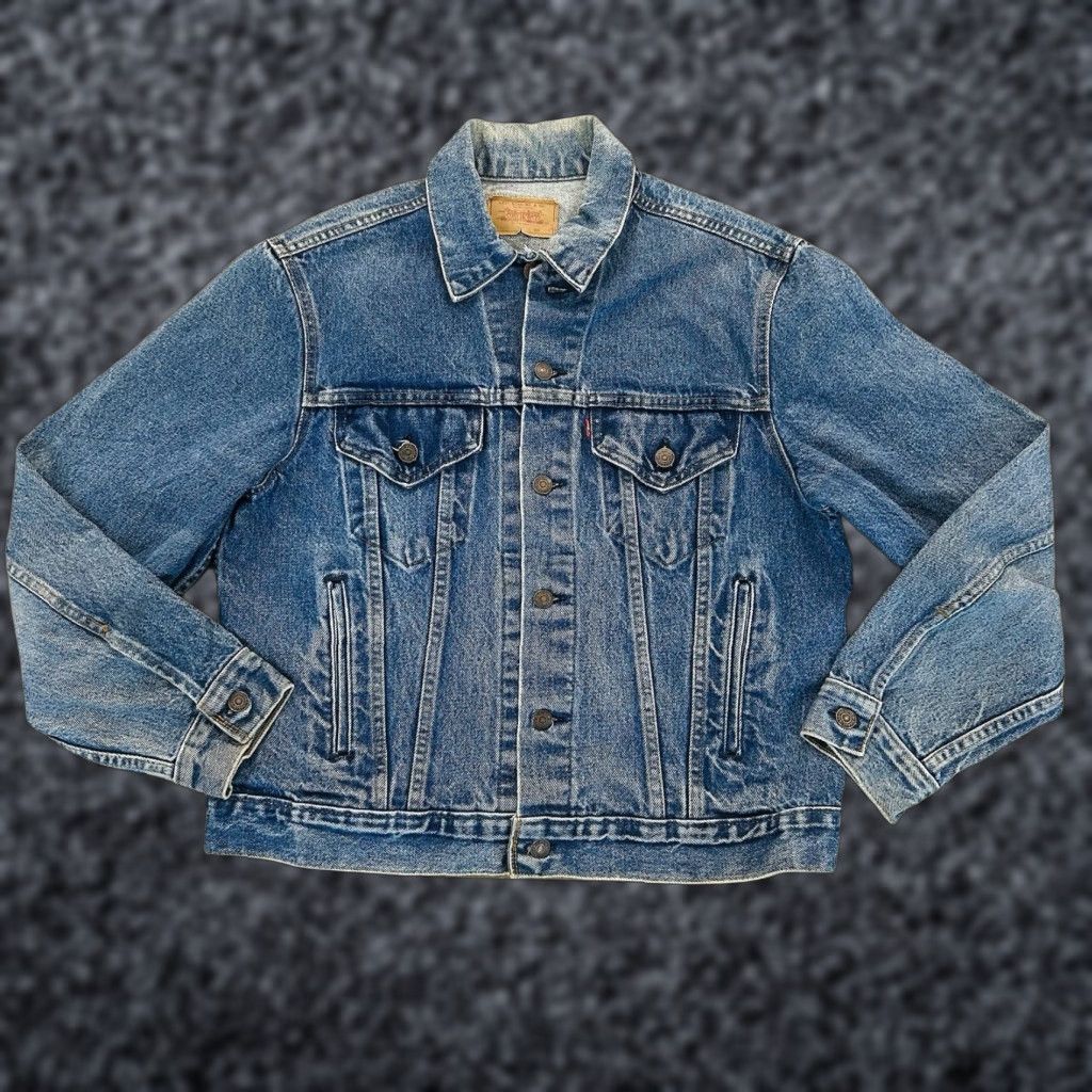 VINTAGE Levi's Denim Blue Jean TRUCKER Jacket MENS 44 Made In USA 70506-0216