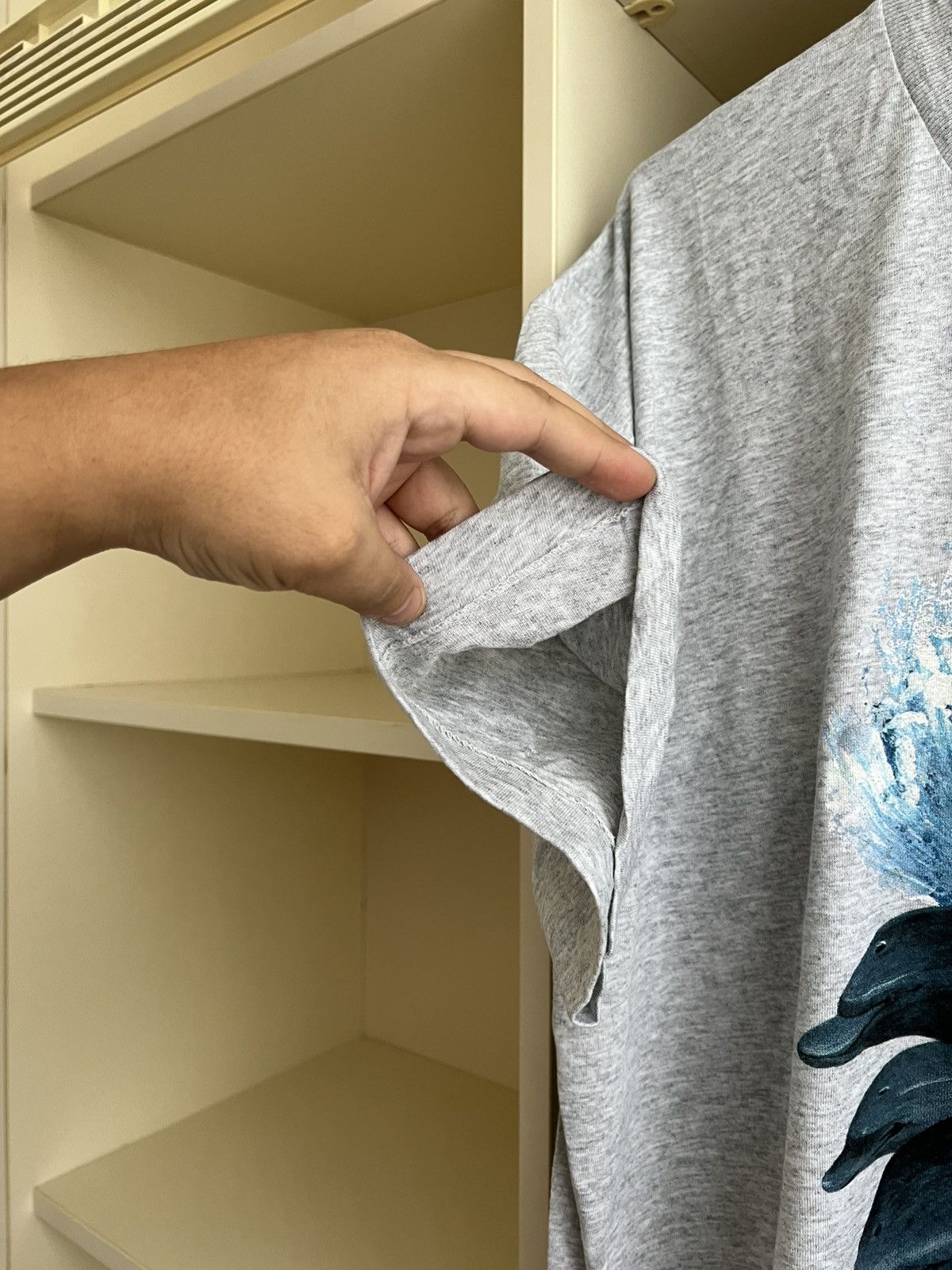 Vintage Vintage 1990s Isle Of Wight Dolphins T-Shirt Screen Stars Size US XL / EU 56 / 4 - 6 Thumbnail