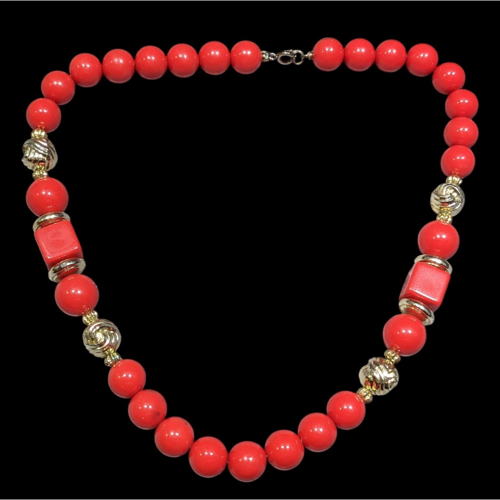 Other Vintage Red And Gold Tone Beaded Necklace Size ONE SIZE - 1 Thumbnail