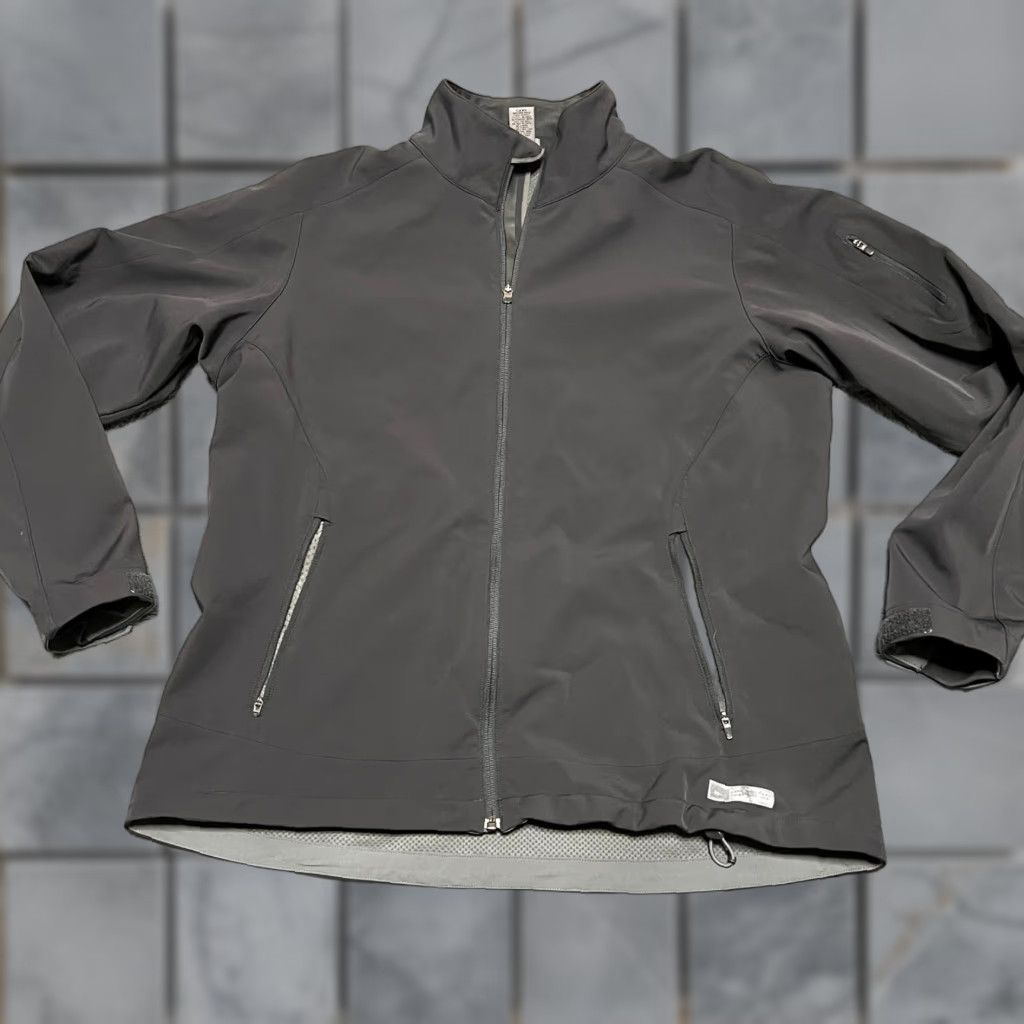 Vintage REI Jacket Womens XL Soft Shell Nylon Black Gray Outdoors Nylon Jacket Womens XL Regular Black Gray Outdoors Nylon Mens? Size XL / US 12-14 / IT 48-50 - 1 Thumbnail