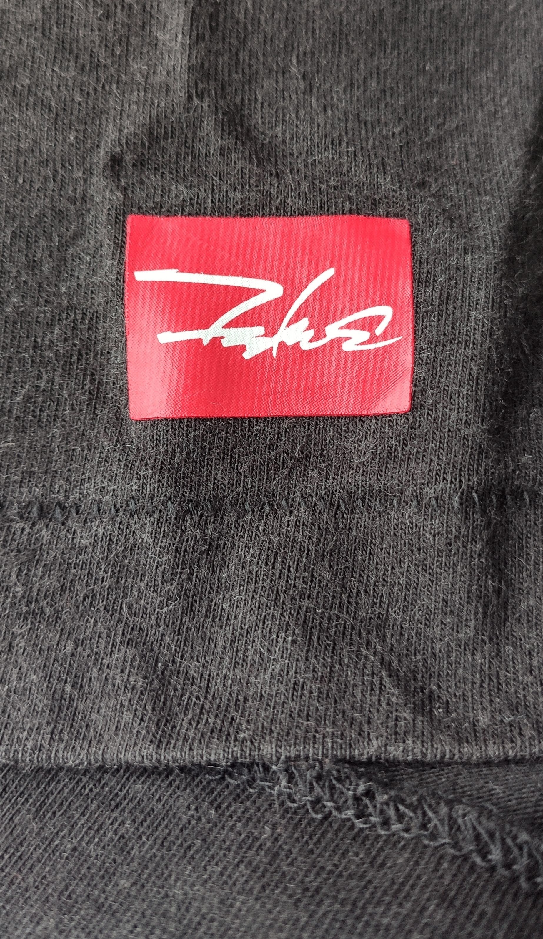 Futura × Japanese Brand × Uniqlo Faded Uniqlo x Futura tee Size US XL / EU 56 / 4 - 8 Thumbnail