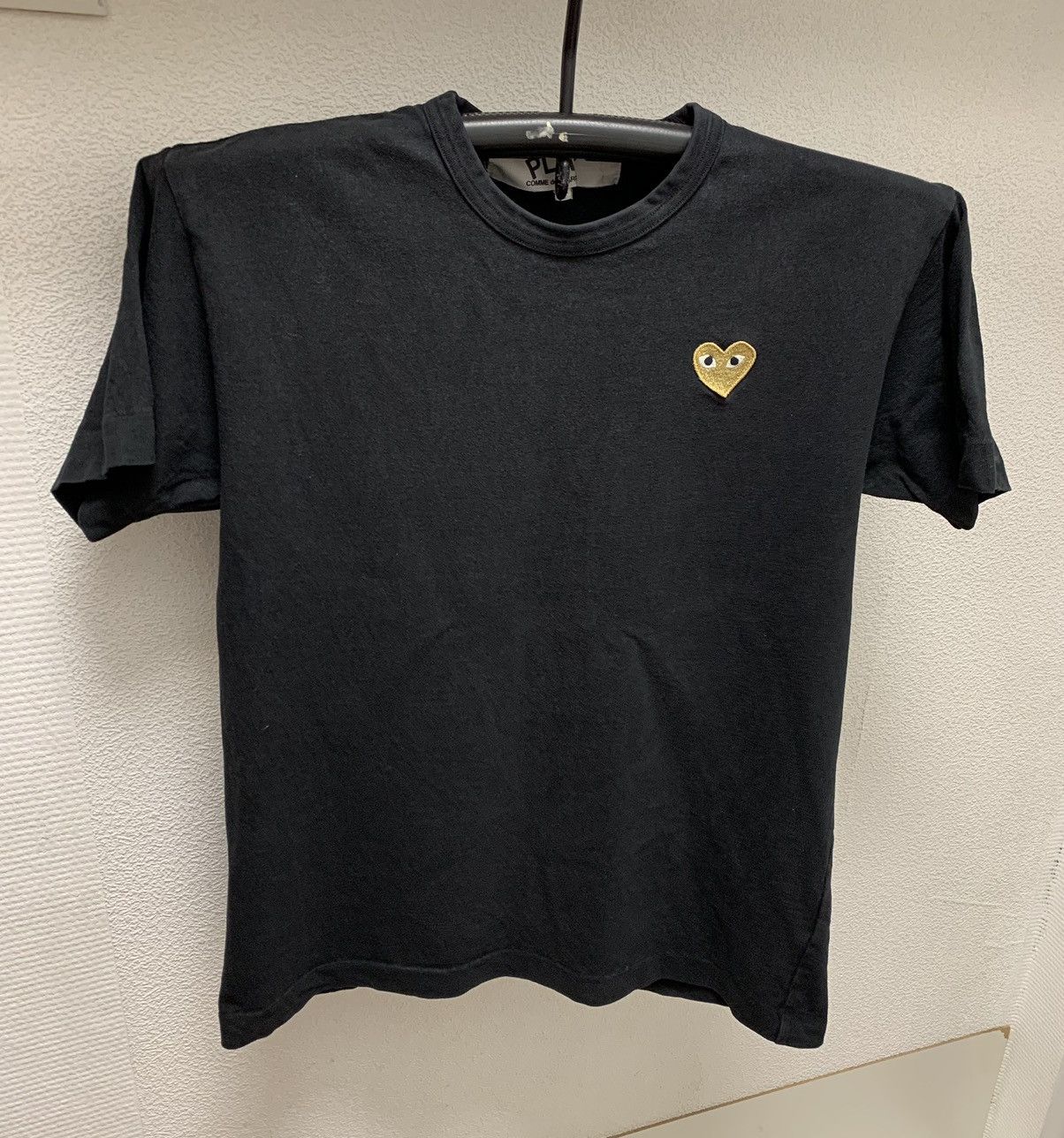 CDG by Comme des Garcons Comme des garçons Play black t-shirt L sz Size US L / EU 52-54 / 3 - 1 Thumbnail