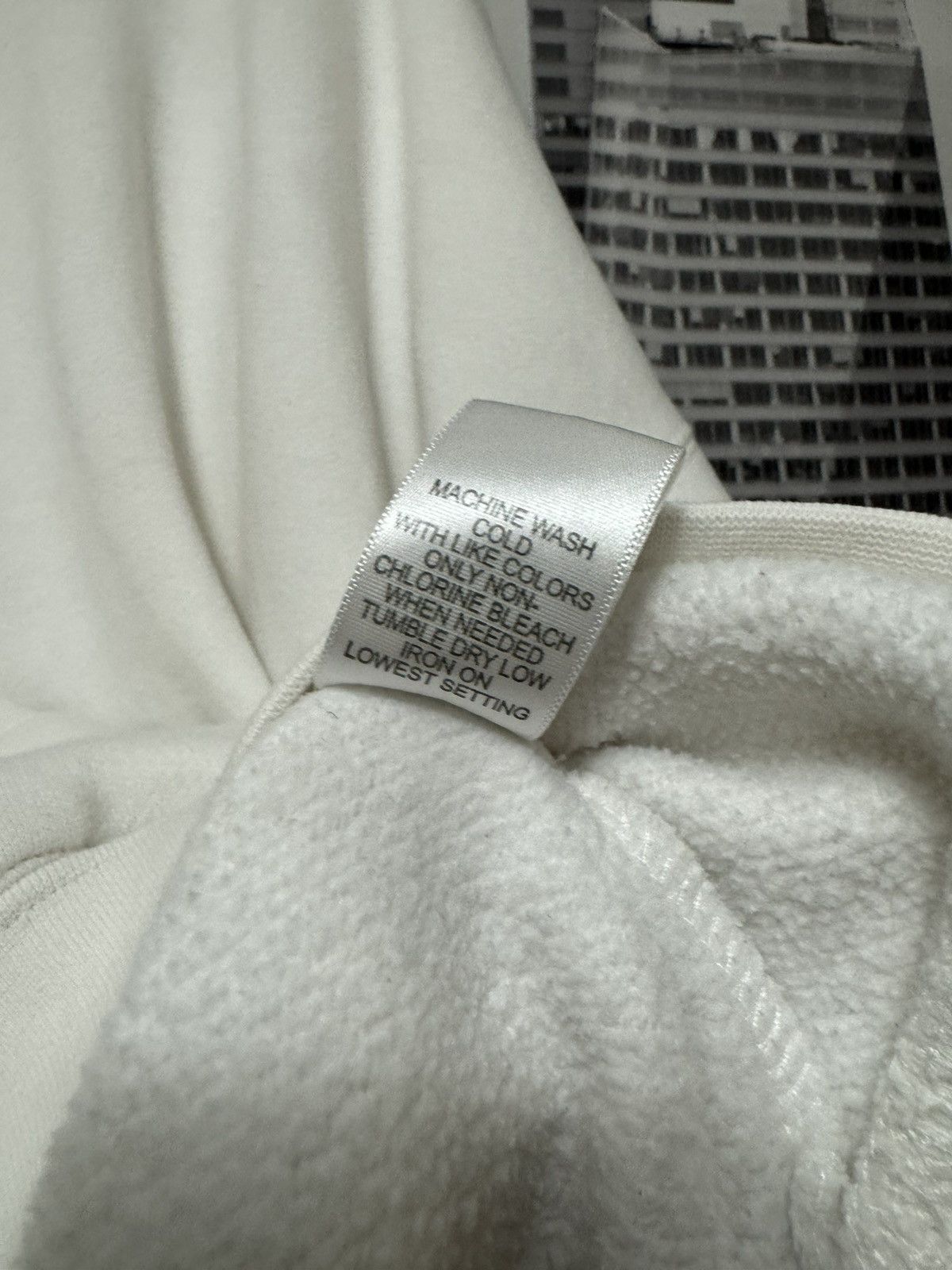 🔥Fear of God Essentials Boxy 3M Graphic Hoodie SZ Med White