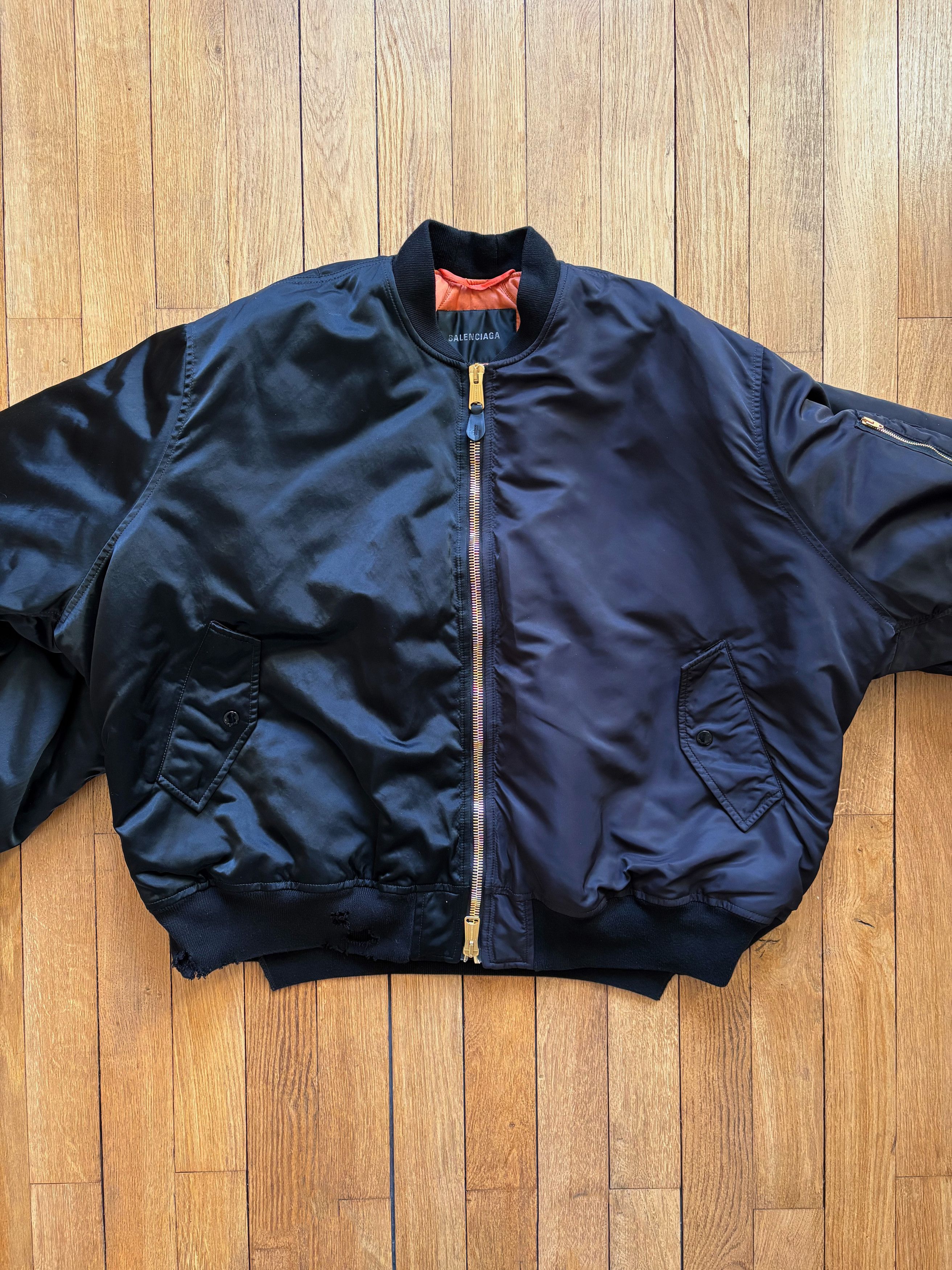 Balenciaga Balenciaga SS24 Double Sleeve Bomber Size US M / EU 48-50 / 2 - 3 Thumbnail