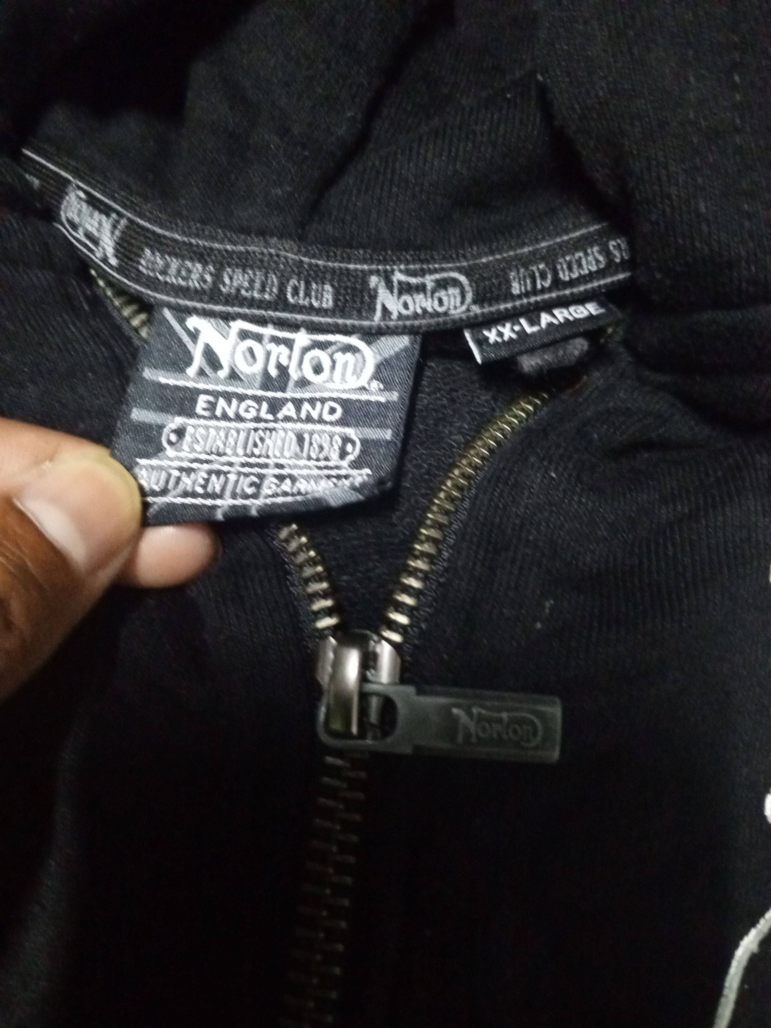 Norton NORTON ENGLAND HALPZIP HODDIE BLACK Size US XL / EU 56 / 4 - 12 Thumbnail