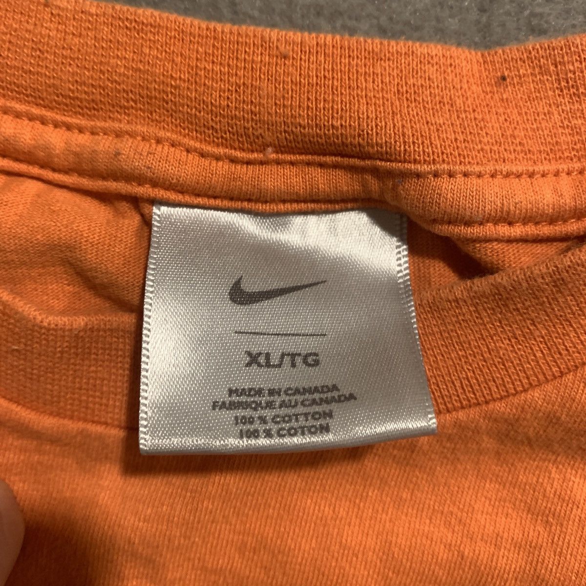 Nike Nike Y2K Short Sleeve Tee Orange XL Grey Tag 2000s Vintage Size US XL / EU 56 / 4 - 4 Thumbnail