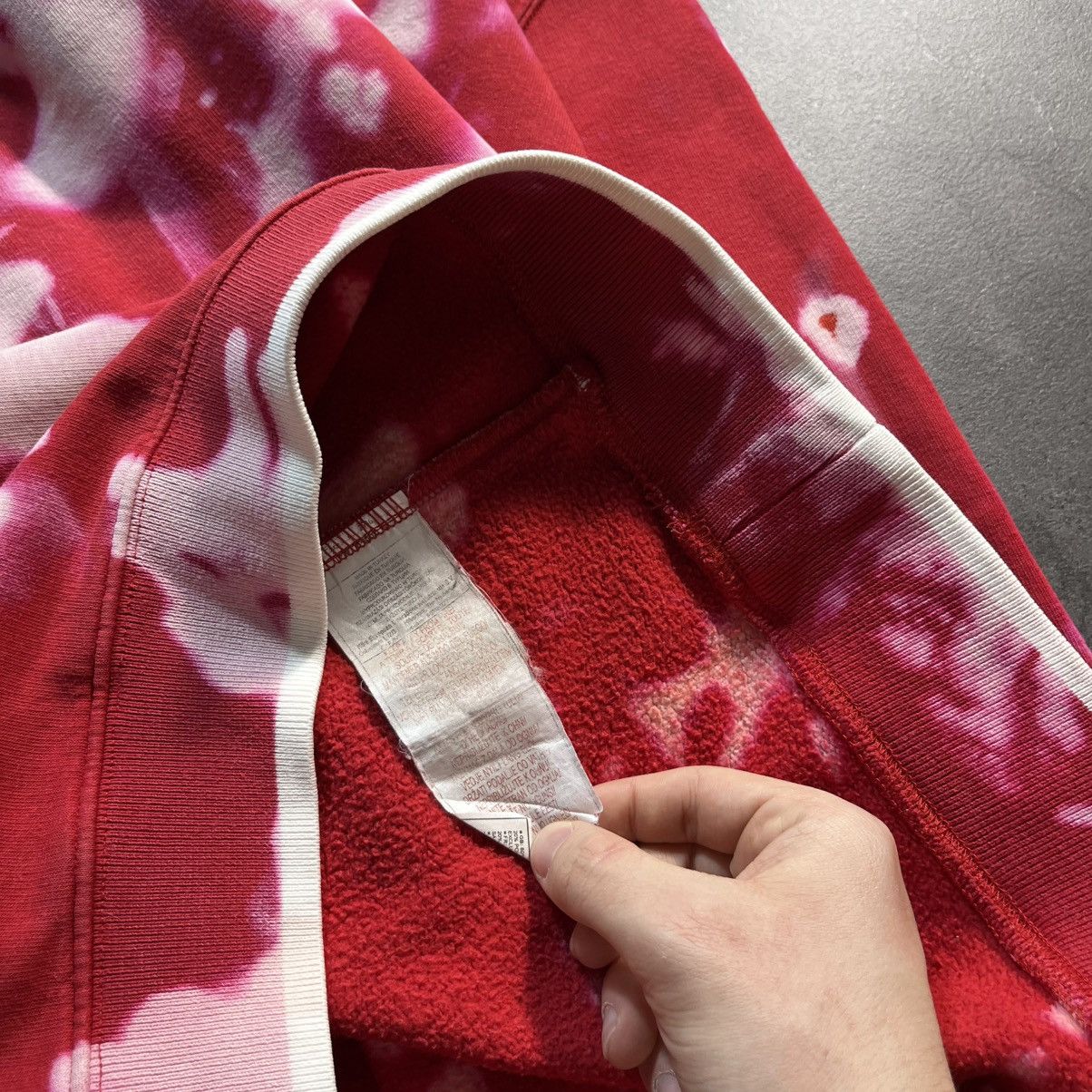 Nike Vintage 00s Nike Tie Dye Custom Boxy Sweatshirt Crewneck Size US L / EU 52-54 / 3 - 16 Thumbnail