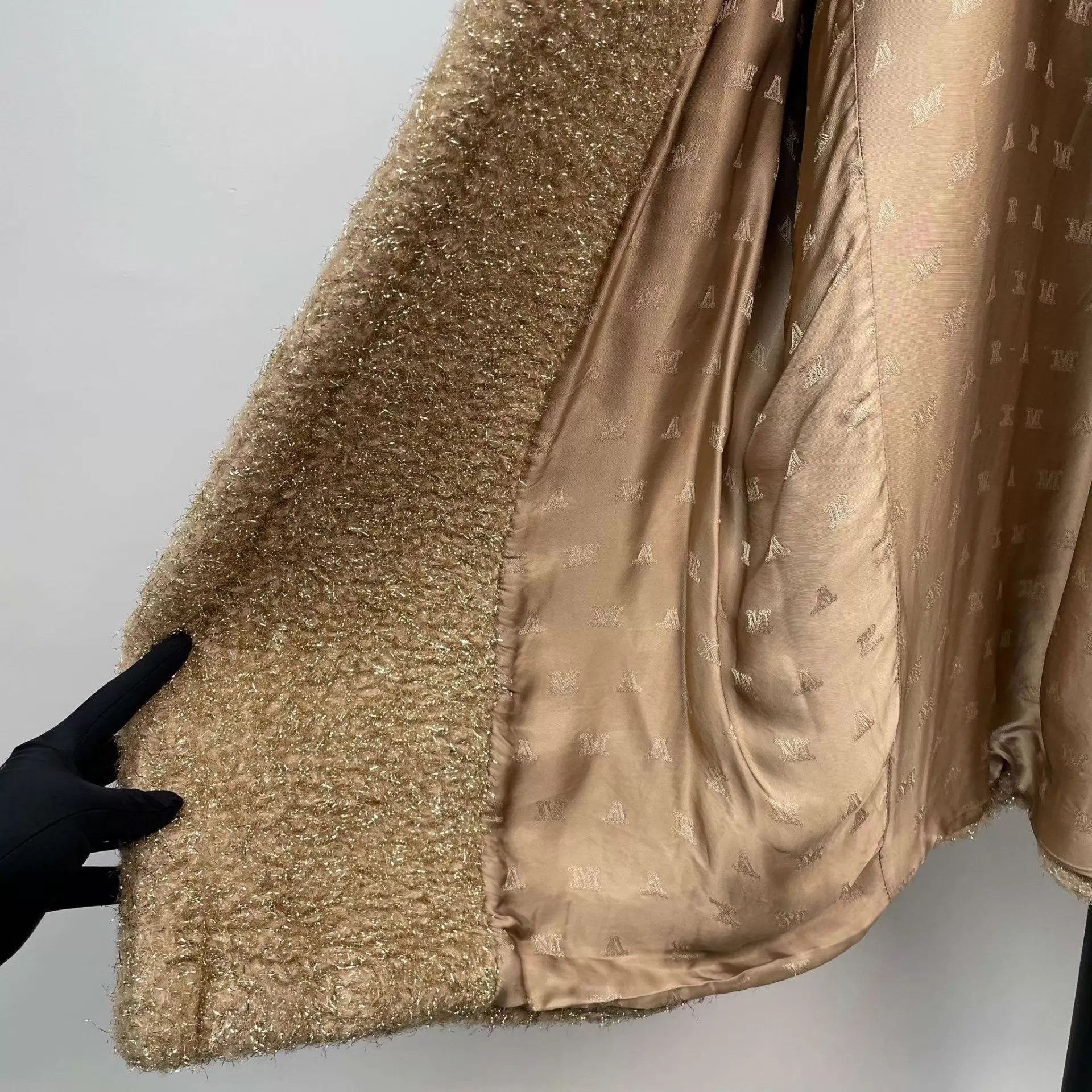 Max Mara Max Mara camel hair color gold coat Size M / US 6-8 / IT 42-44 - 9 Thumbnail