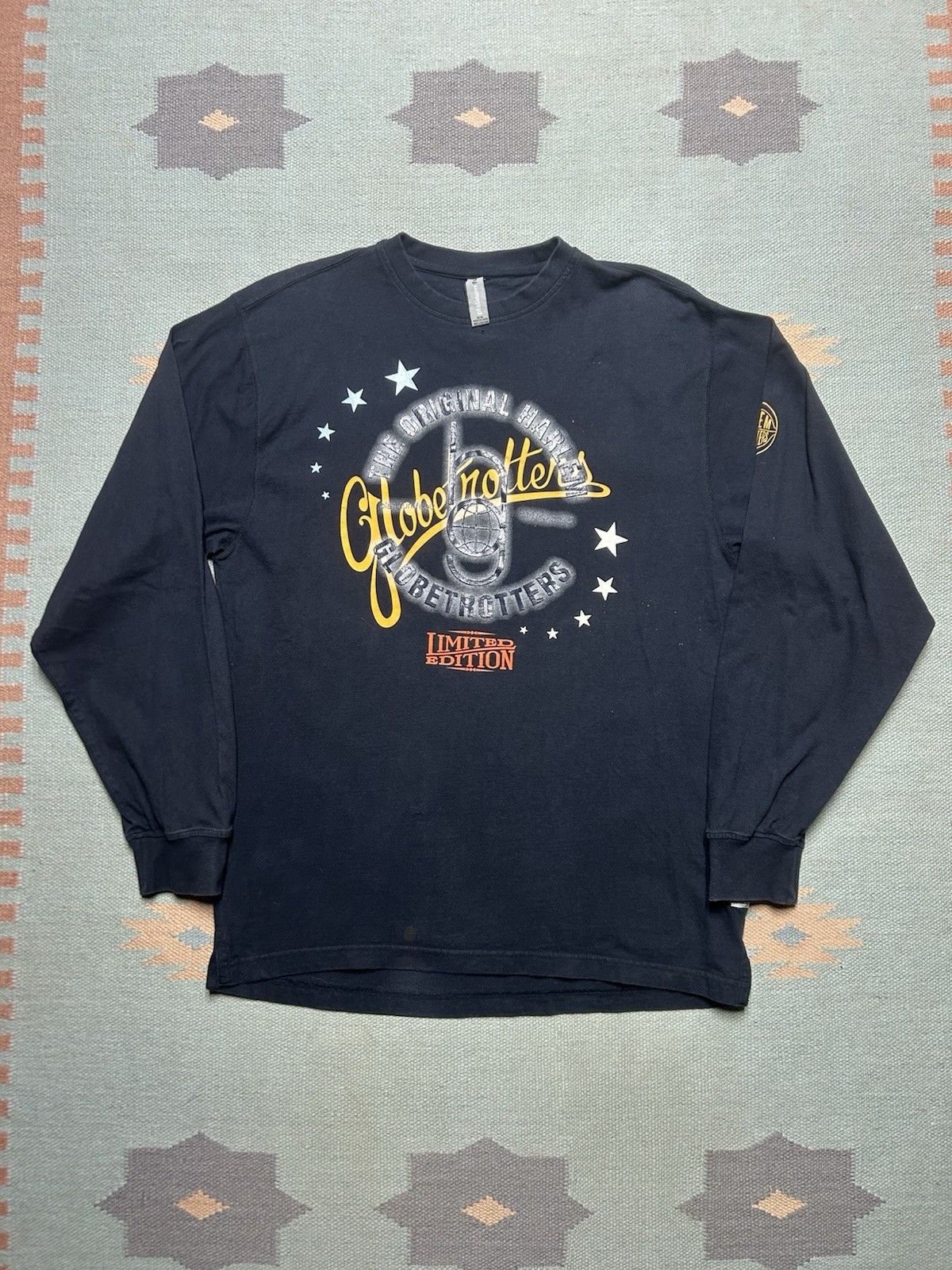 Vintage Platinum fubu t shirt Harlem globetrotters basketball large Size US L / EU 52-54 / 3 - 1 Thumbnail