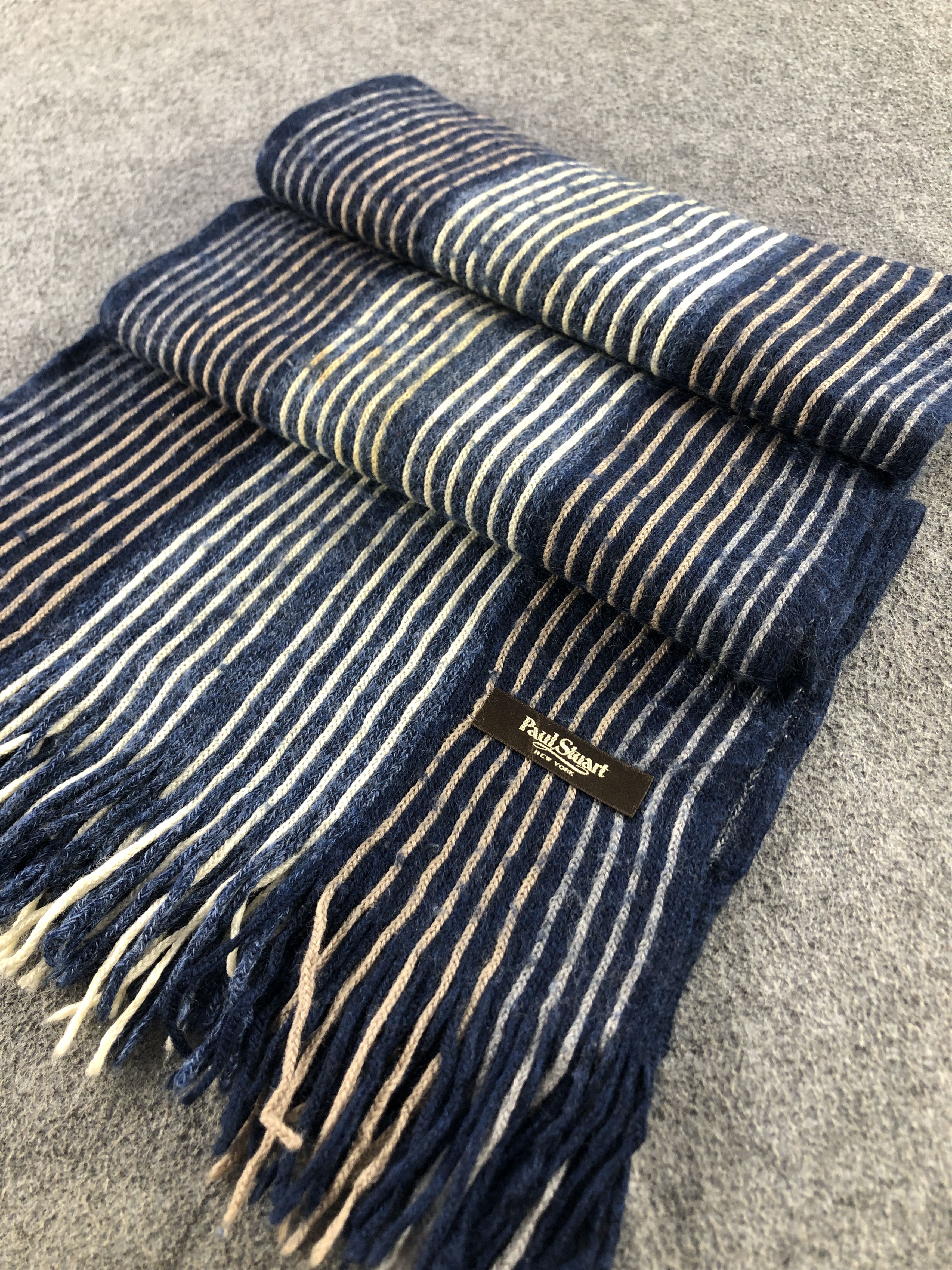 Paul Stuart Paul Stuart Scarf / Muffler / Neckwear P828 Size ONE SIZE - 3 Thumbnail