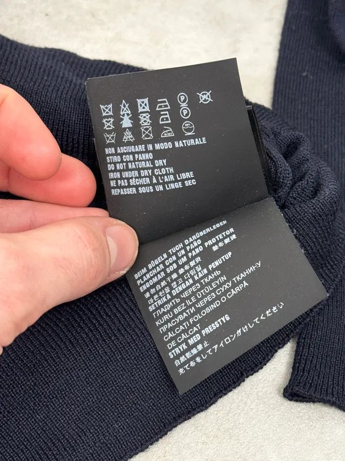 Prada AW2018 Prada Navy Wool Classic Sweater Size US S / EU 44-46 / 1 - 11 Thumbnail