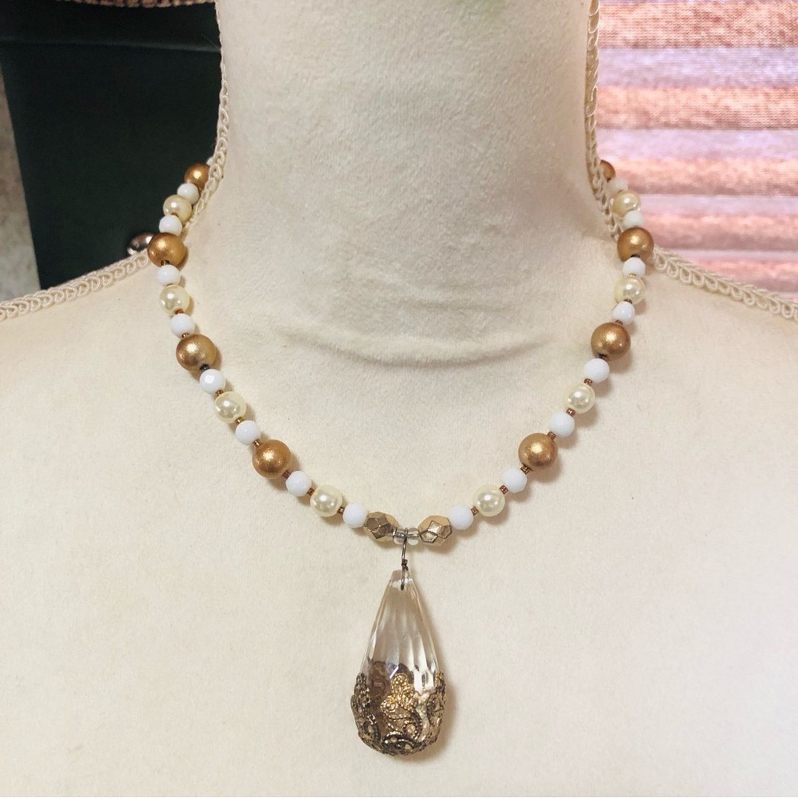 Handmade Handcrafted repurpose filigree lucite pendant necklace Size ONE SIZE - 2 Thumbnail