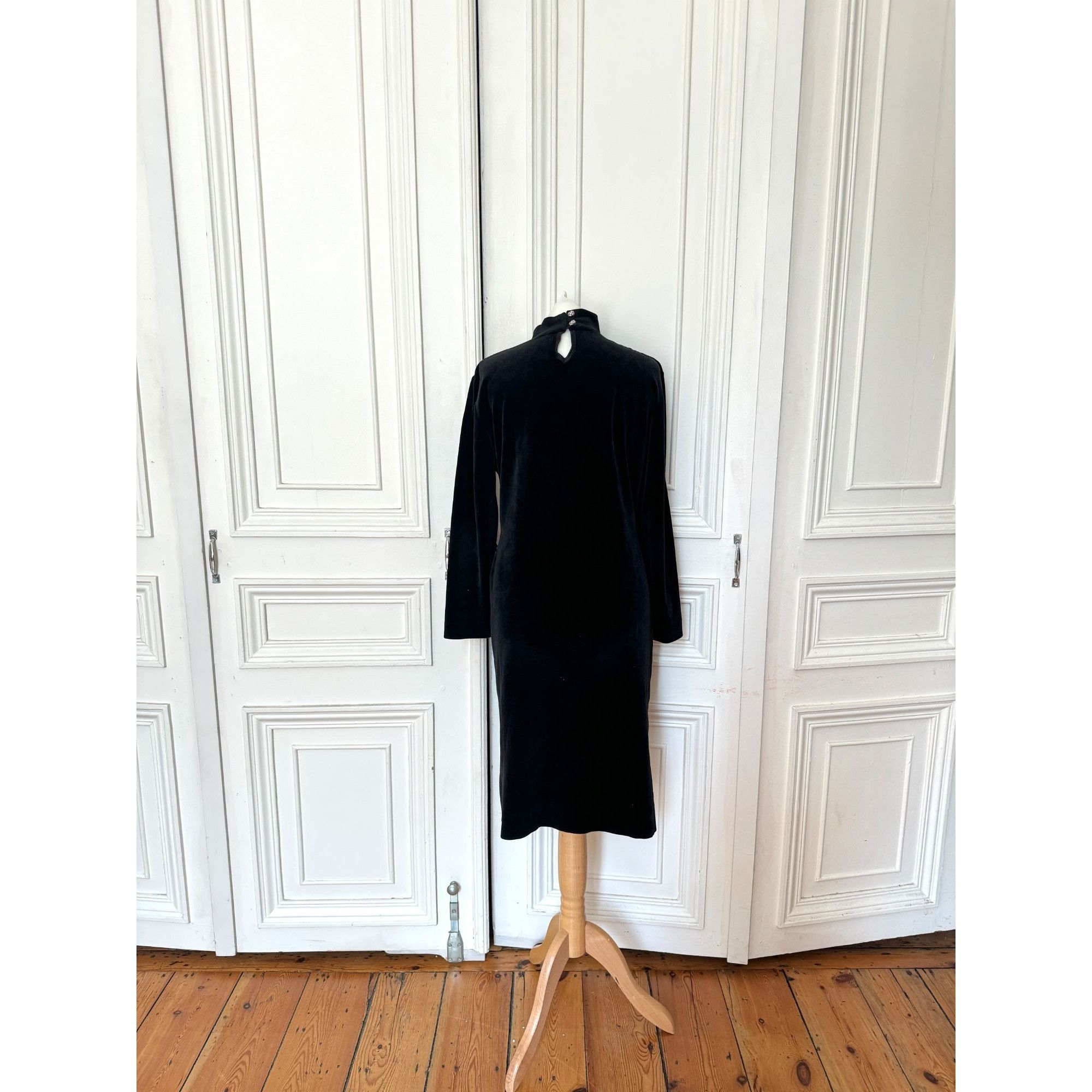 Yves Saint Laurent Vintage Black Velvet Dress Size M / US 6-8 / IT 42-44 - 3 Thumbnail