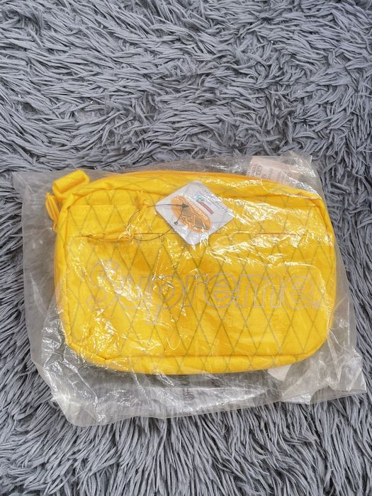 Supreme Supreme FW18 Shoulder Bag Yellow (Brand New) | Grailed